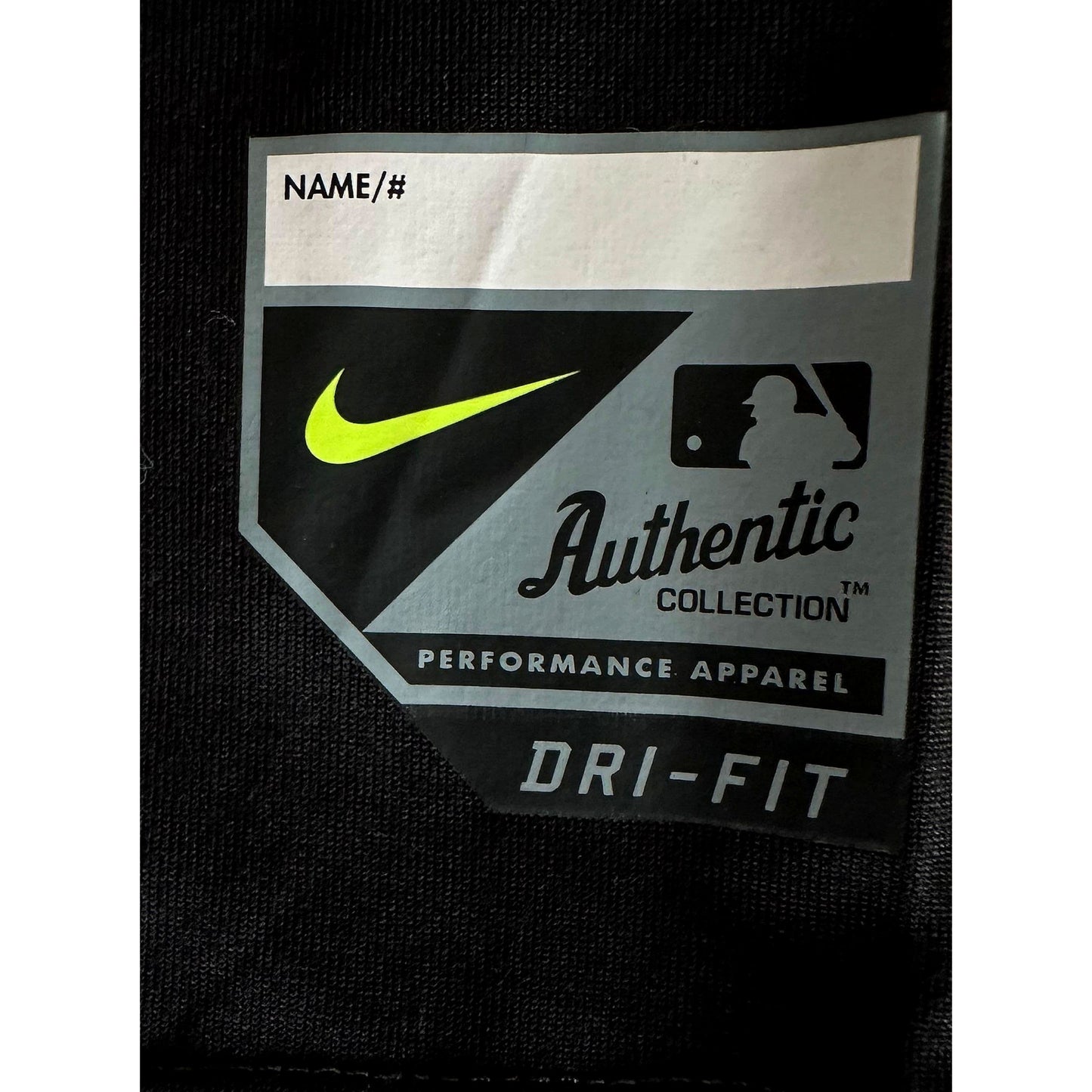 NIKE SPRING TRAINING BASEALL SIZE-M PREMIUM DRY-FIT