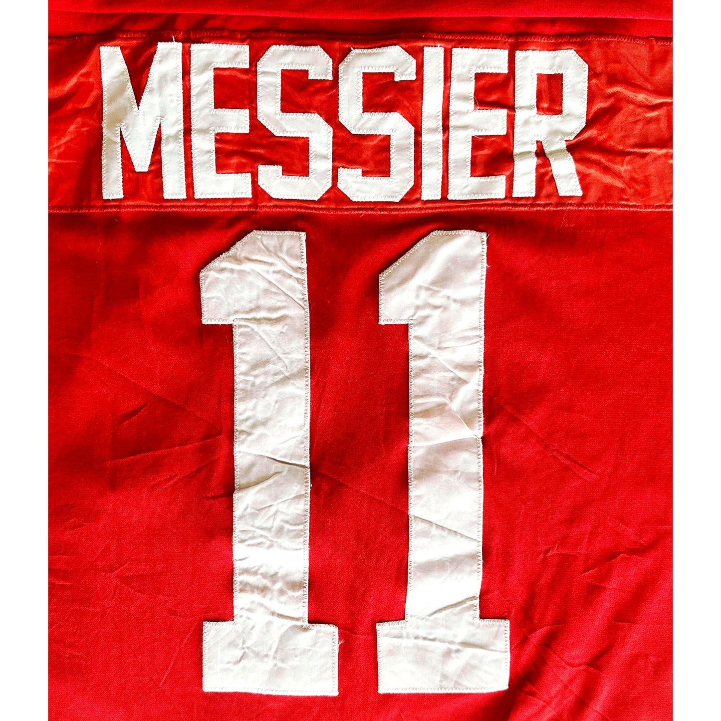 MESSIER CANADA  NO 11 SIZE- XL -ICE HOCKEY JERSEYS.