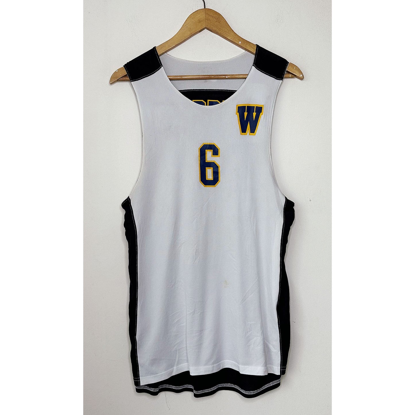 NIKE WARREN NO 6 SIZE- M BASKETBALL JERSEYS