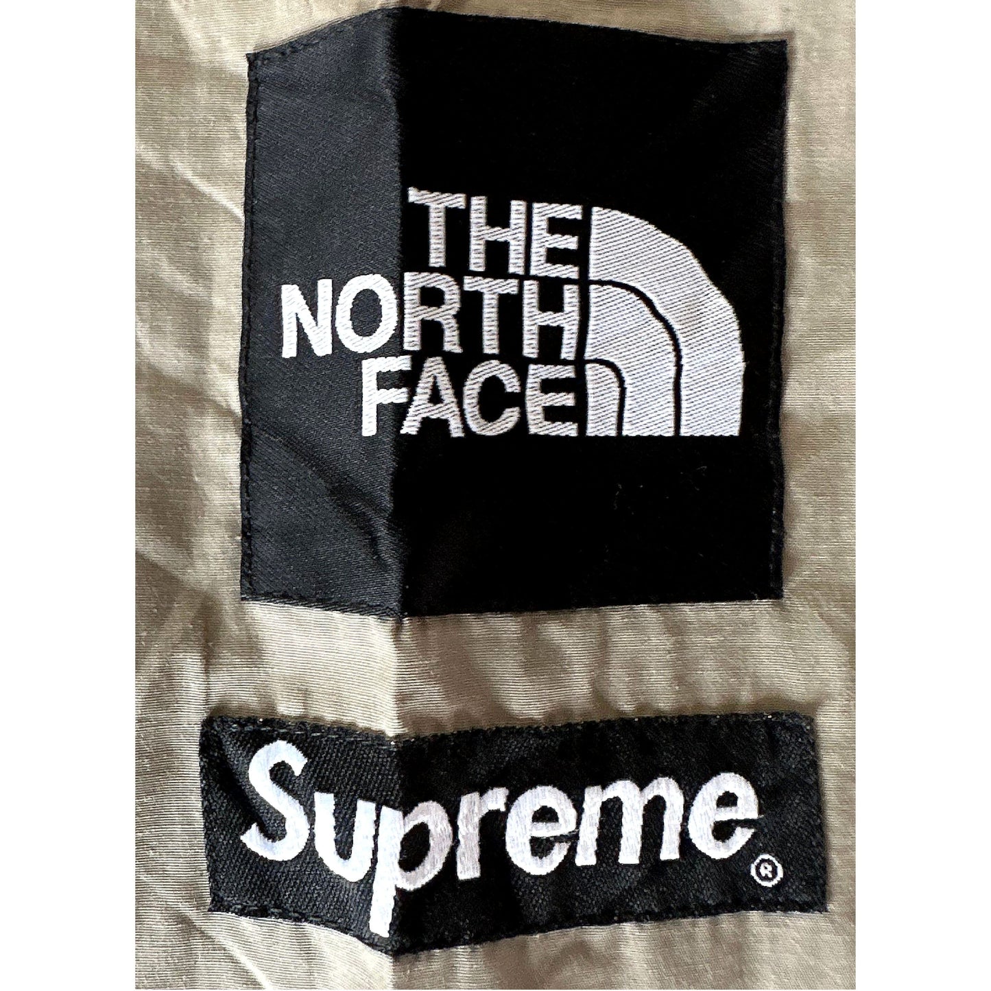 THE NORTH FACE SUPREME SIZE- XL LIMITED EDITION LUXURY JACKET