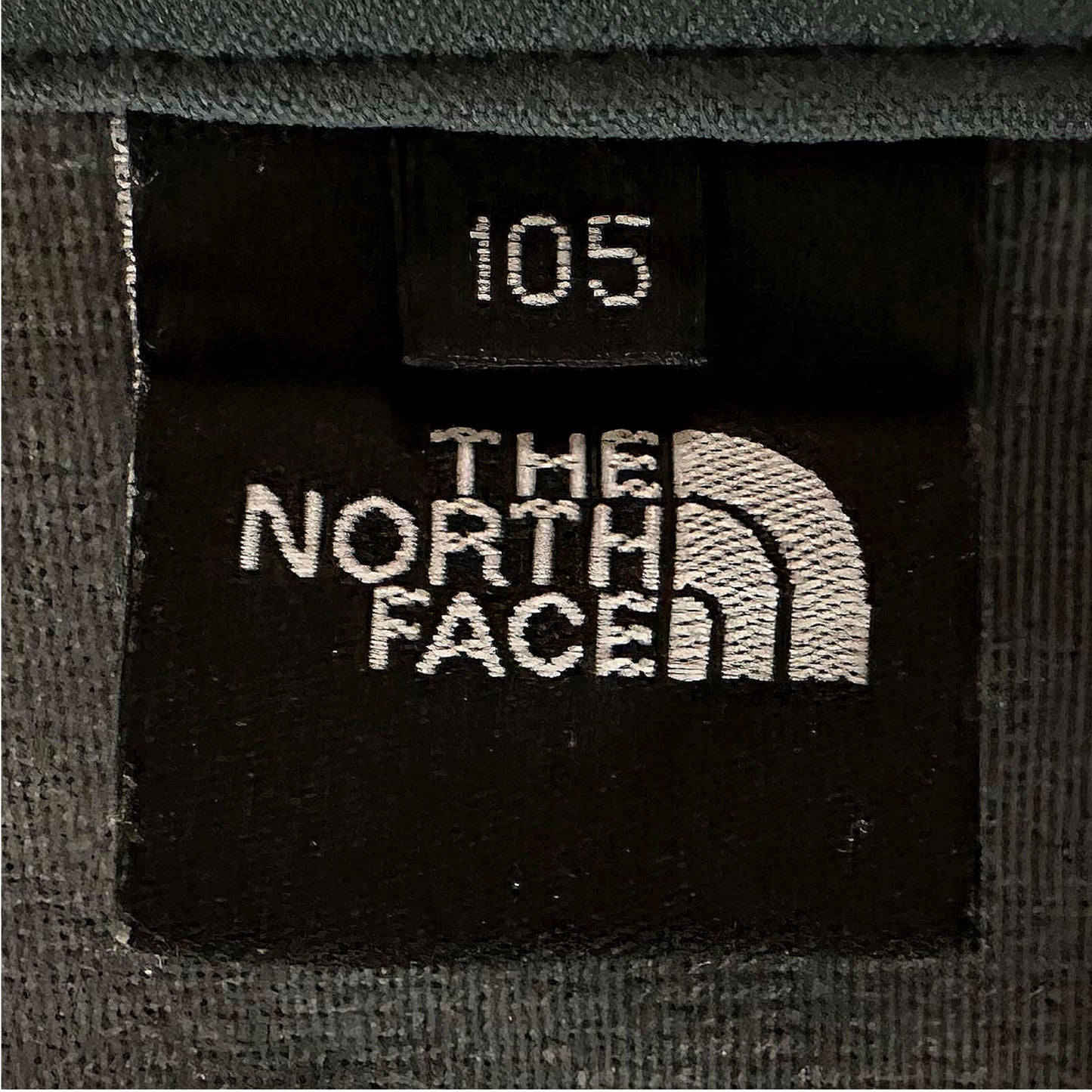 THE NORTH FACE SIZE- L LIMITED EDITION LUXURY JACKET