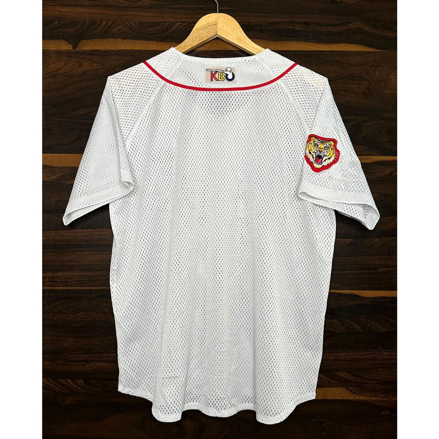 KIA TIGERS NEPOS SIZE-L BASEBALL JERSEYS