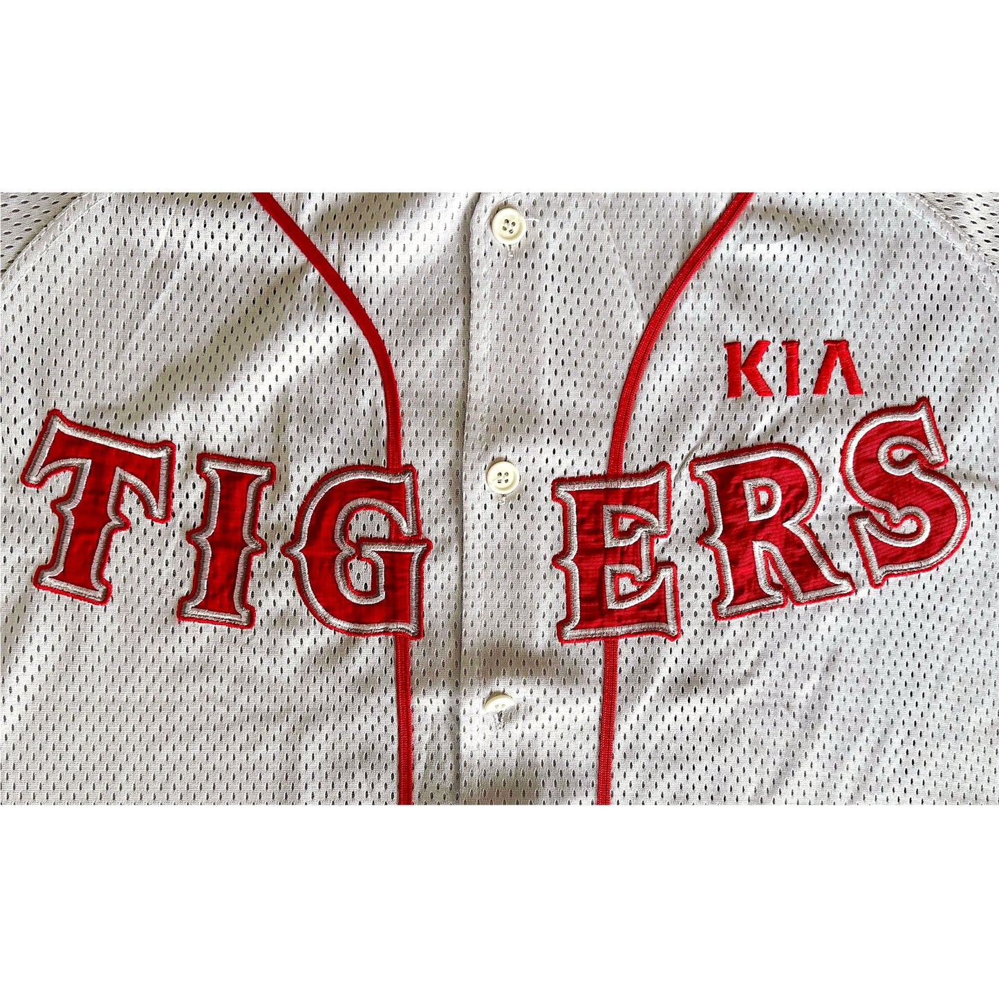 KIA TIGERS NEPOS SIZE-L BASEBALL JERSEYS