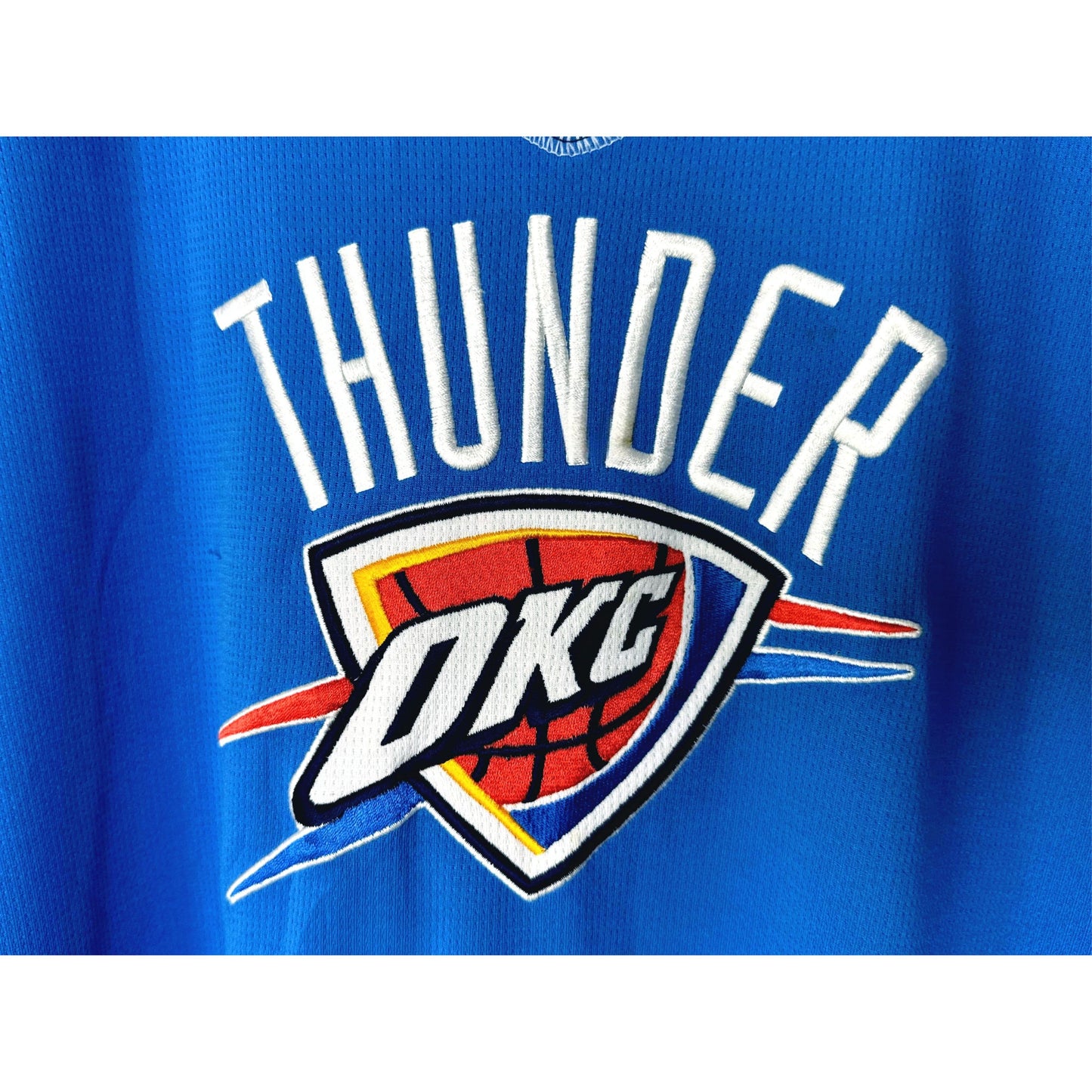 THUNDER NBA OKC SIZE- 2XL -PREMIUM JERSEYS.