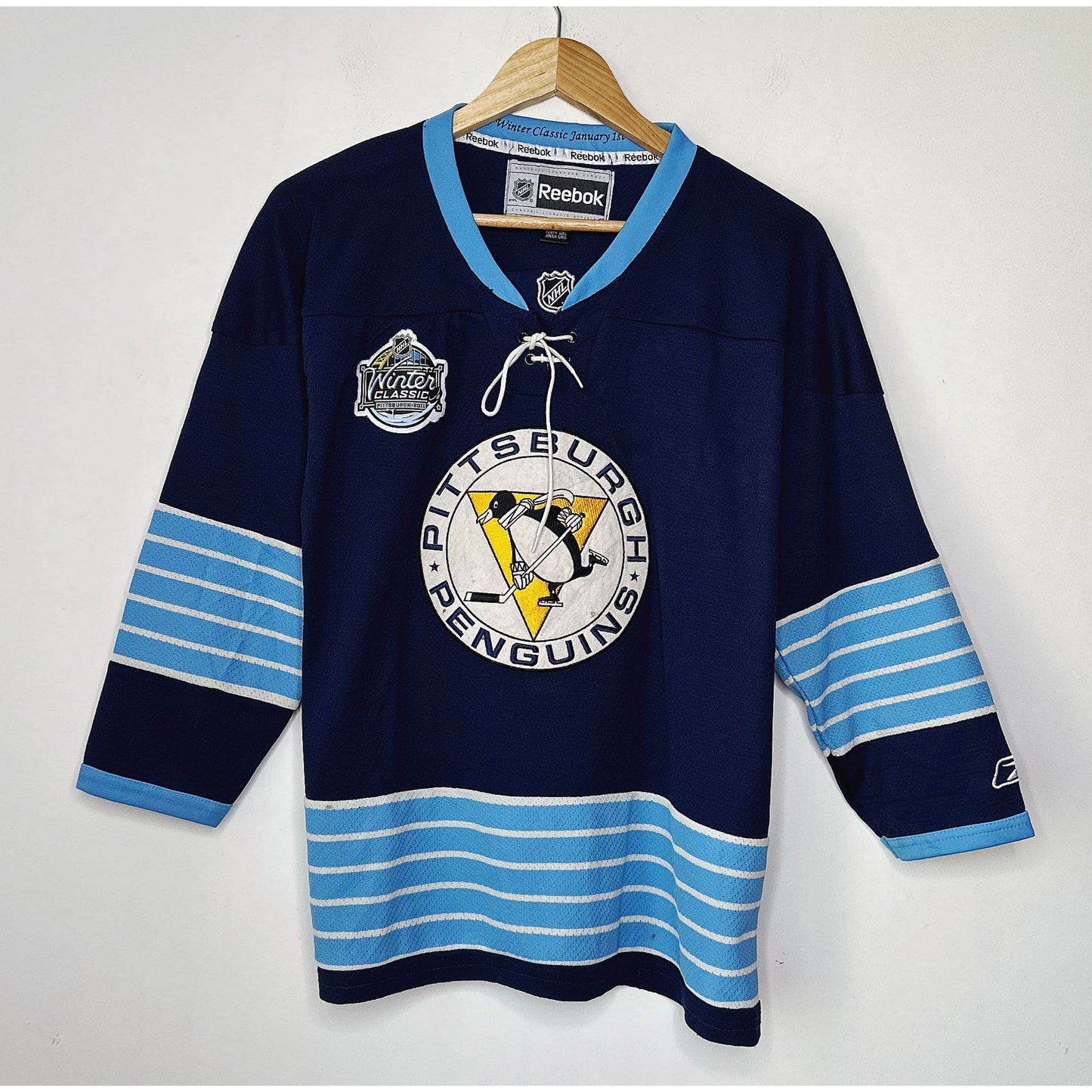 REEBOK PITTSBURGH PENGUINS SIZE- M -ICE HOCKEY JERSEYS .