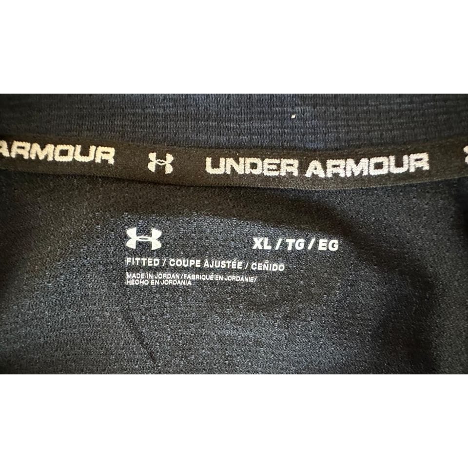 UNDER ARMOUR SIZE-XL PREMIUM DRY-FIT