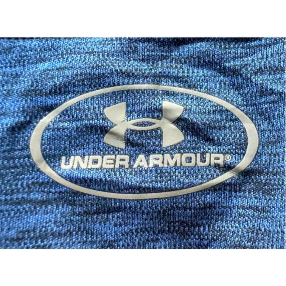 UNDER ARMOUR SIZE-XL PREMIUM HALF ZIPPER