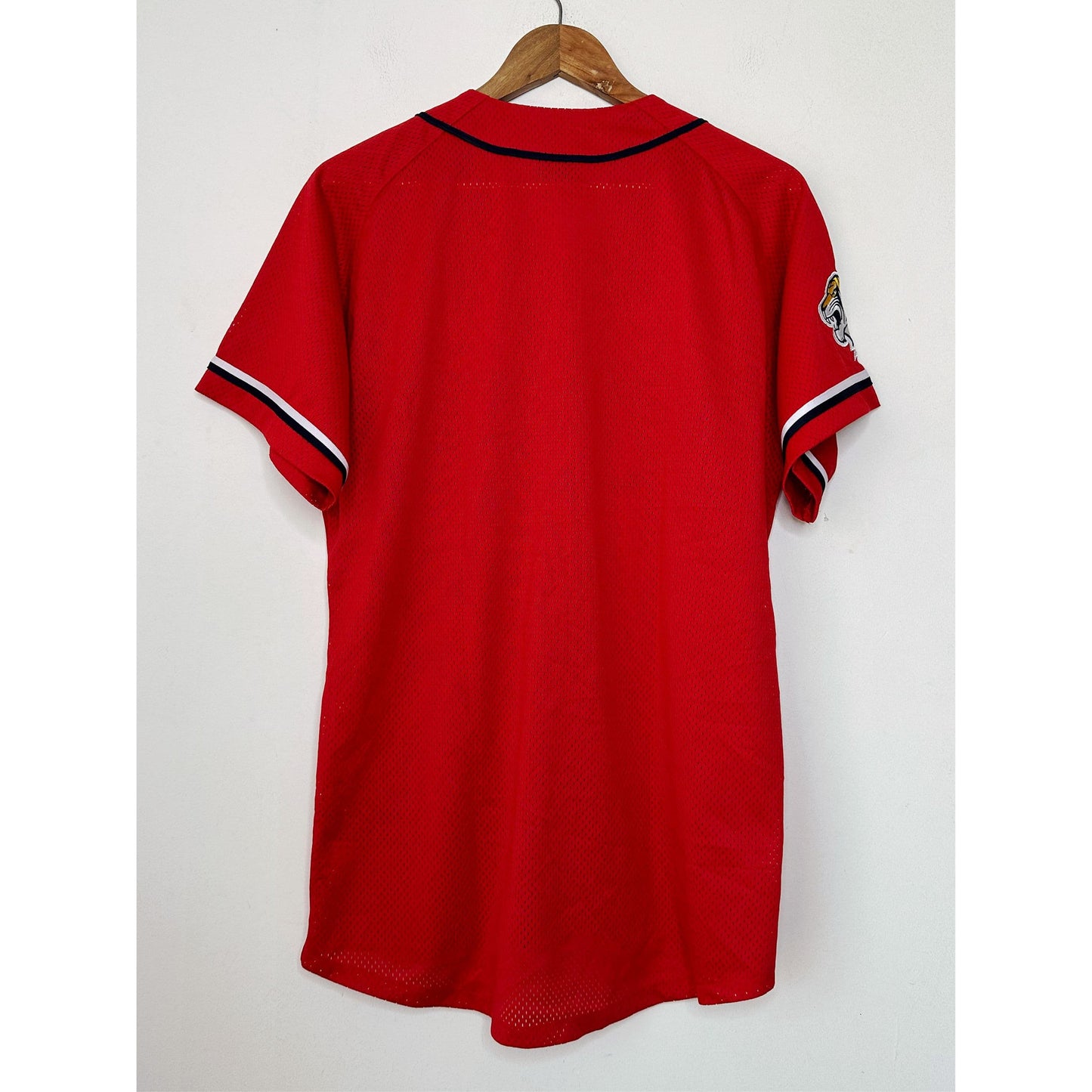 KIA TIGERS SIZE-L BASEBALL JERSEYS