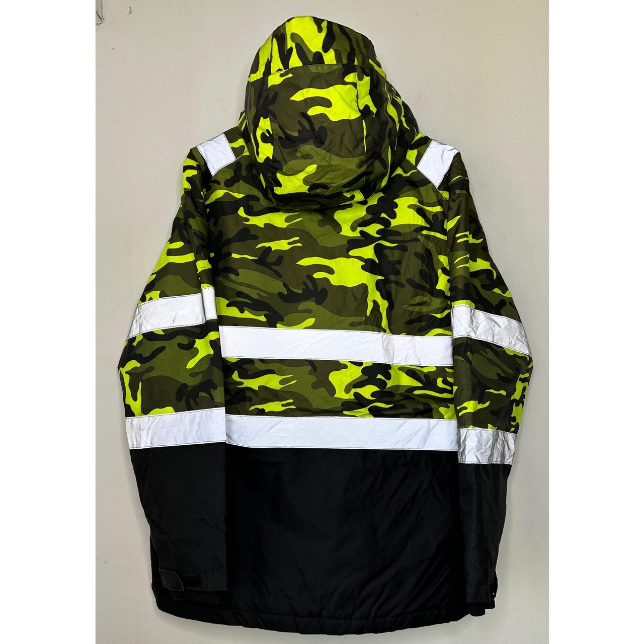 T.BUC MULTICOLOR SIZE XL PRIMIUM JACKET