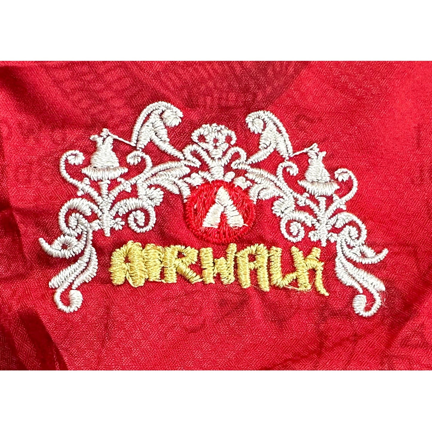 AIRWALK SKI WEAR HEAVYDUTY RED COLOR JACKET SIZE L