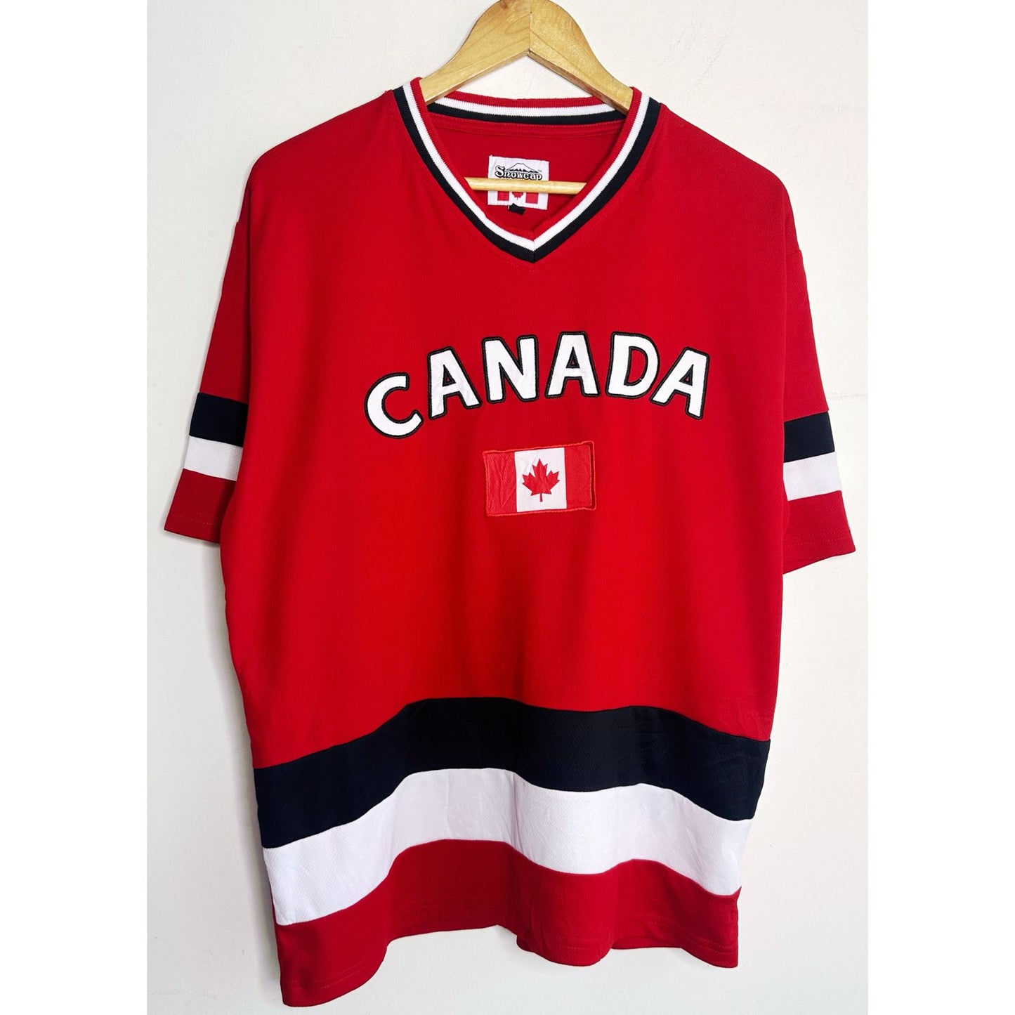 SNOWCAP CANADA SIZE-XL ICE HOCKEY JERSEYS