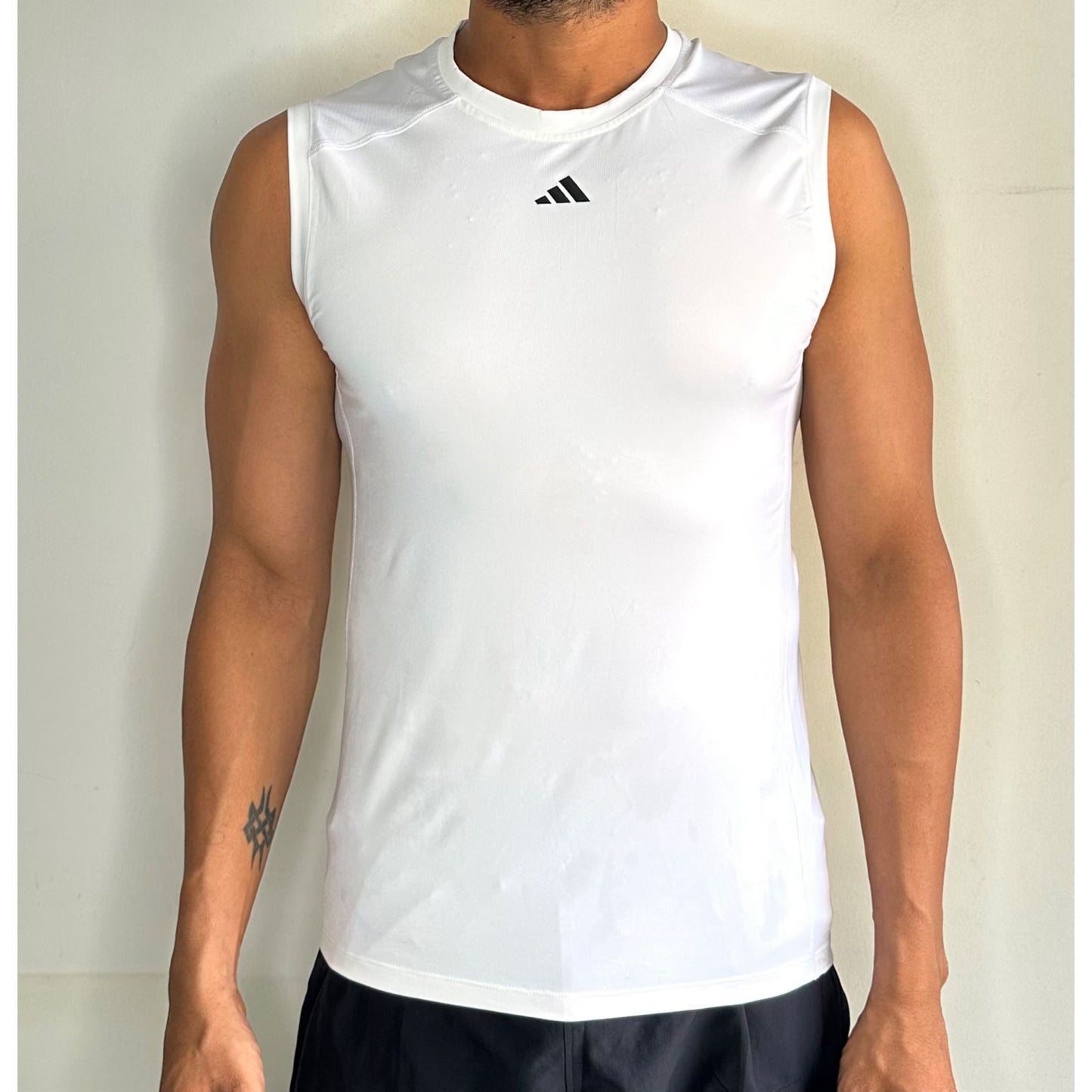 ADIDAS WHITE SIZE-L ( COMPRESSION)