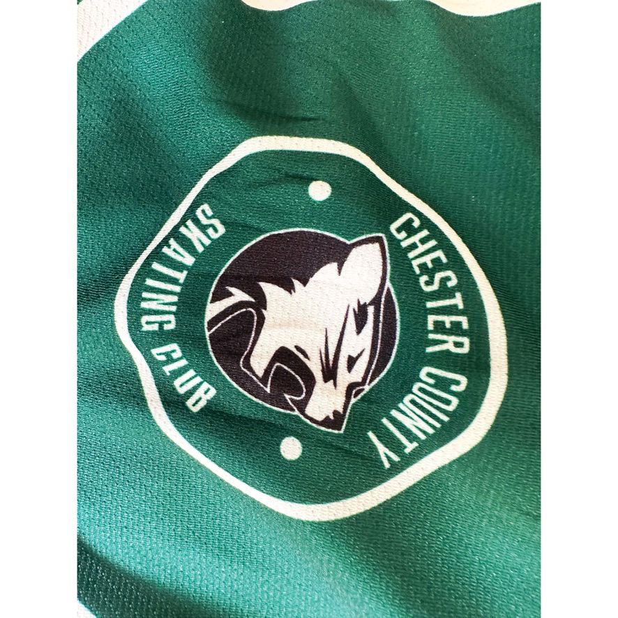 AK CHESTER COUNTY SAKTING CLUB  SIZE- L-ICE HOCKEY JERSEYS