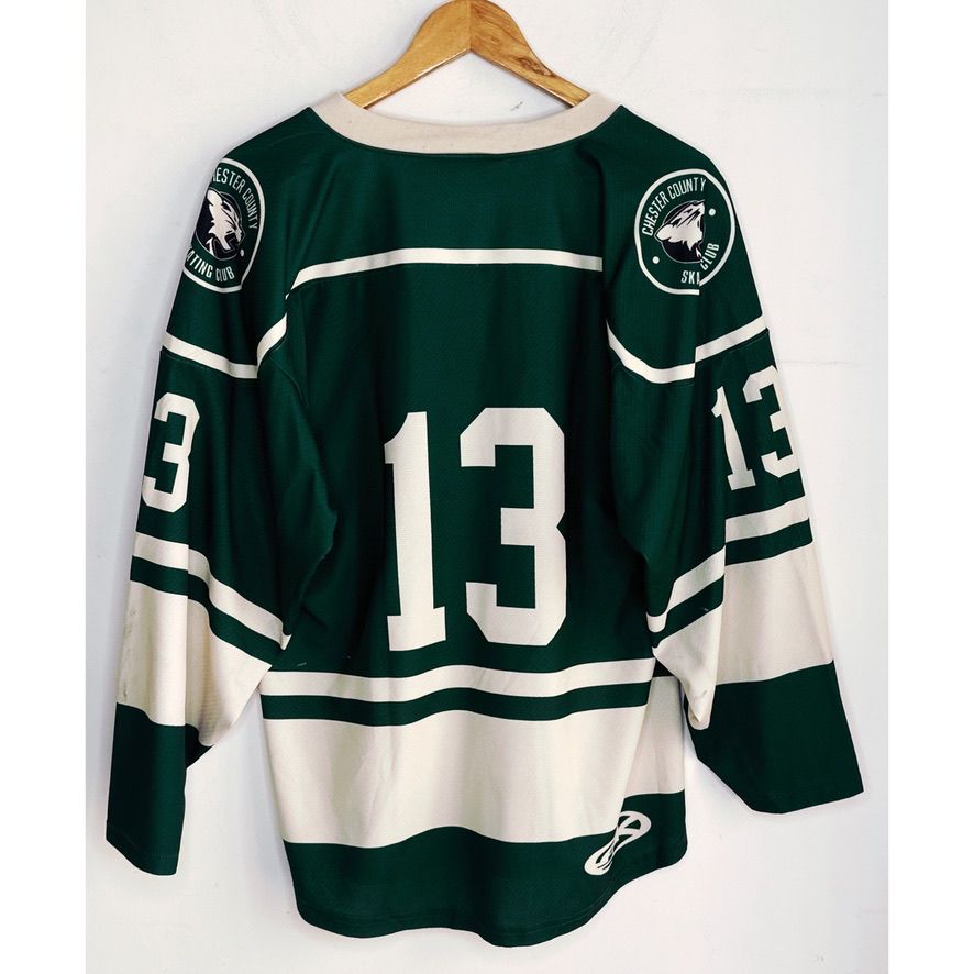 AK CHESTER COUNTY SAKTING CLUB  SIZE- L-ICE HOCKEY JERSEYS