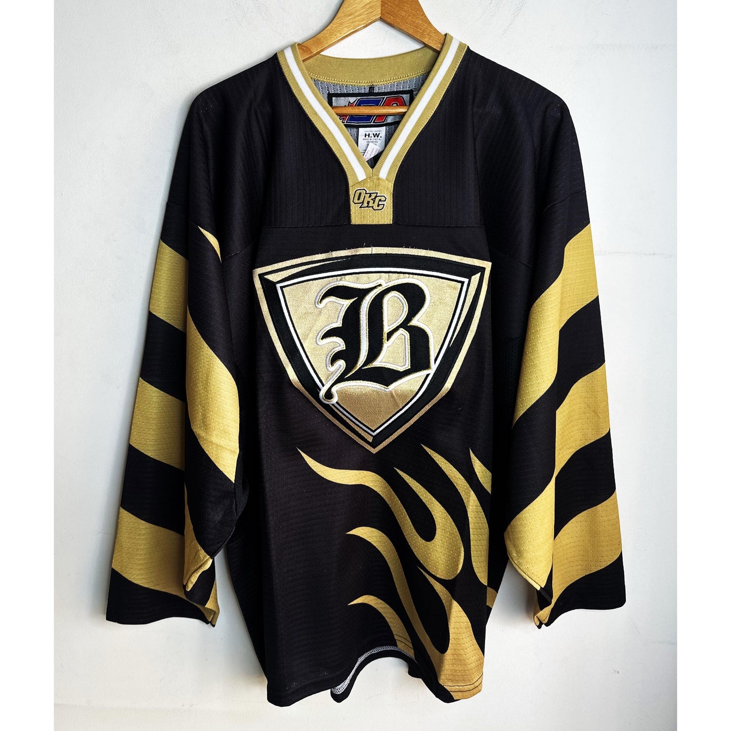 SP OKC BLACK GOLDEN SIZE- 2XL-ICE HOCKEY JERSEYS.