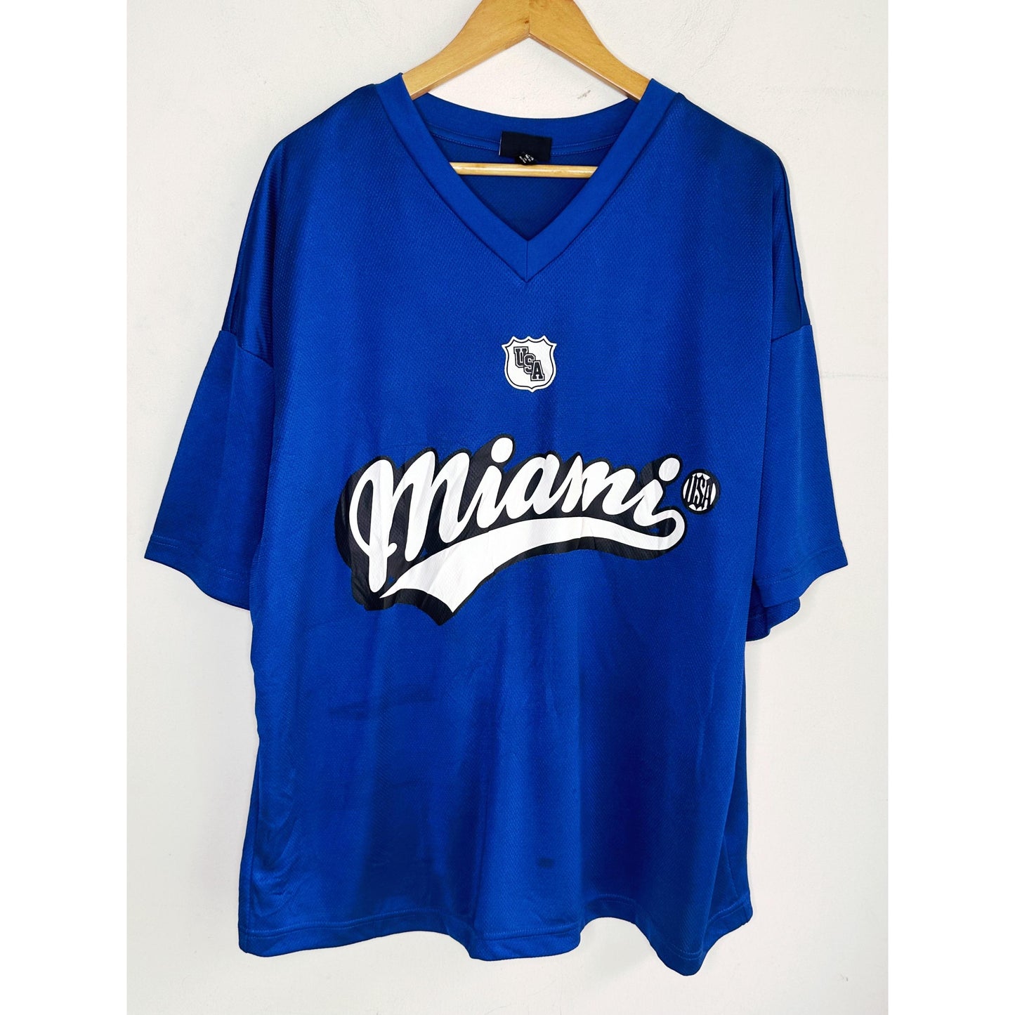 H&M MIAMI NO 83 SIZE- XL JERSEYS