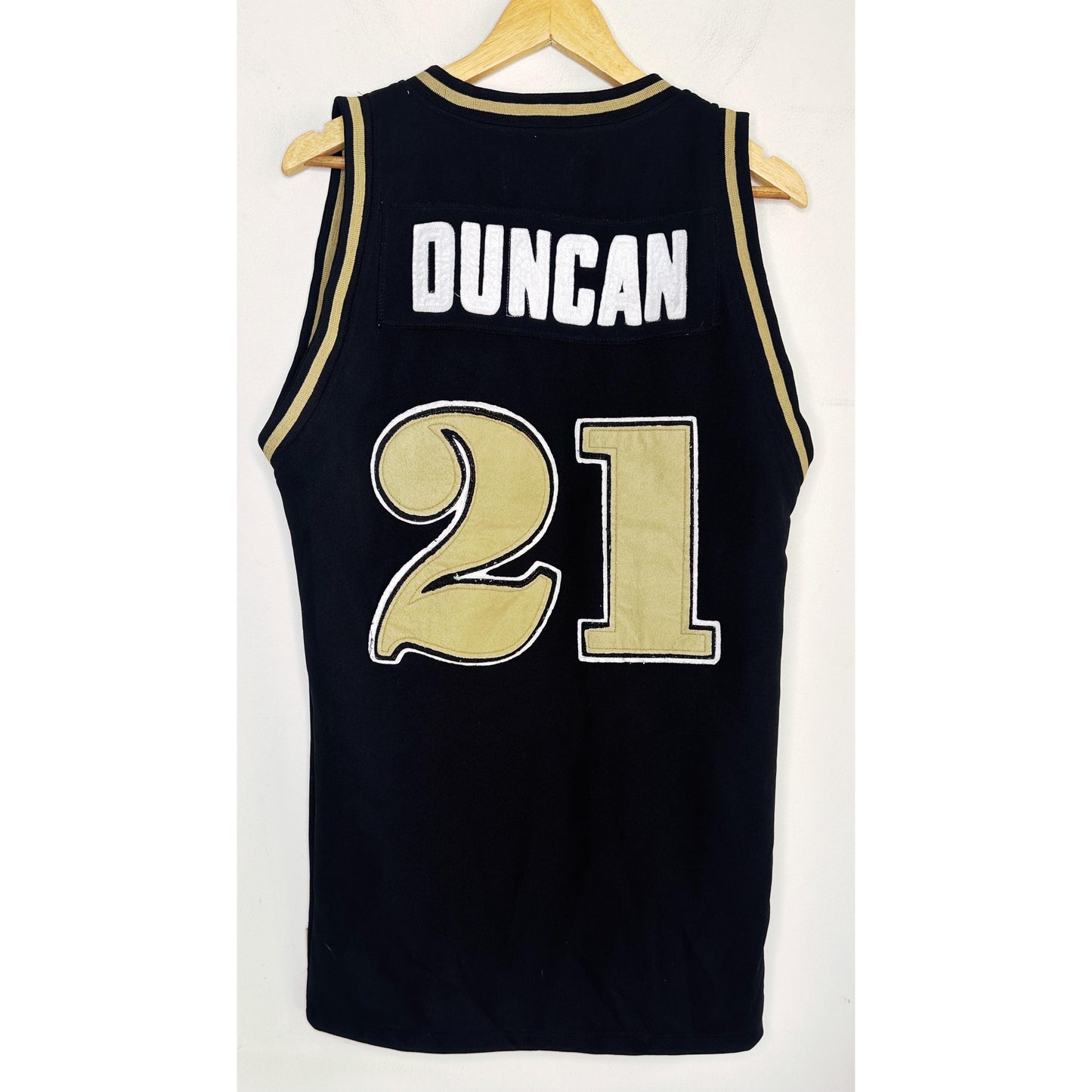 WAKE FOREST DUNCAN NO 21 SIZE-M BASKETBALL JERSEYS