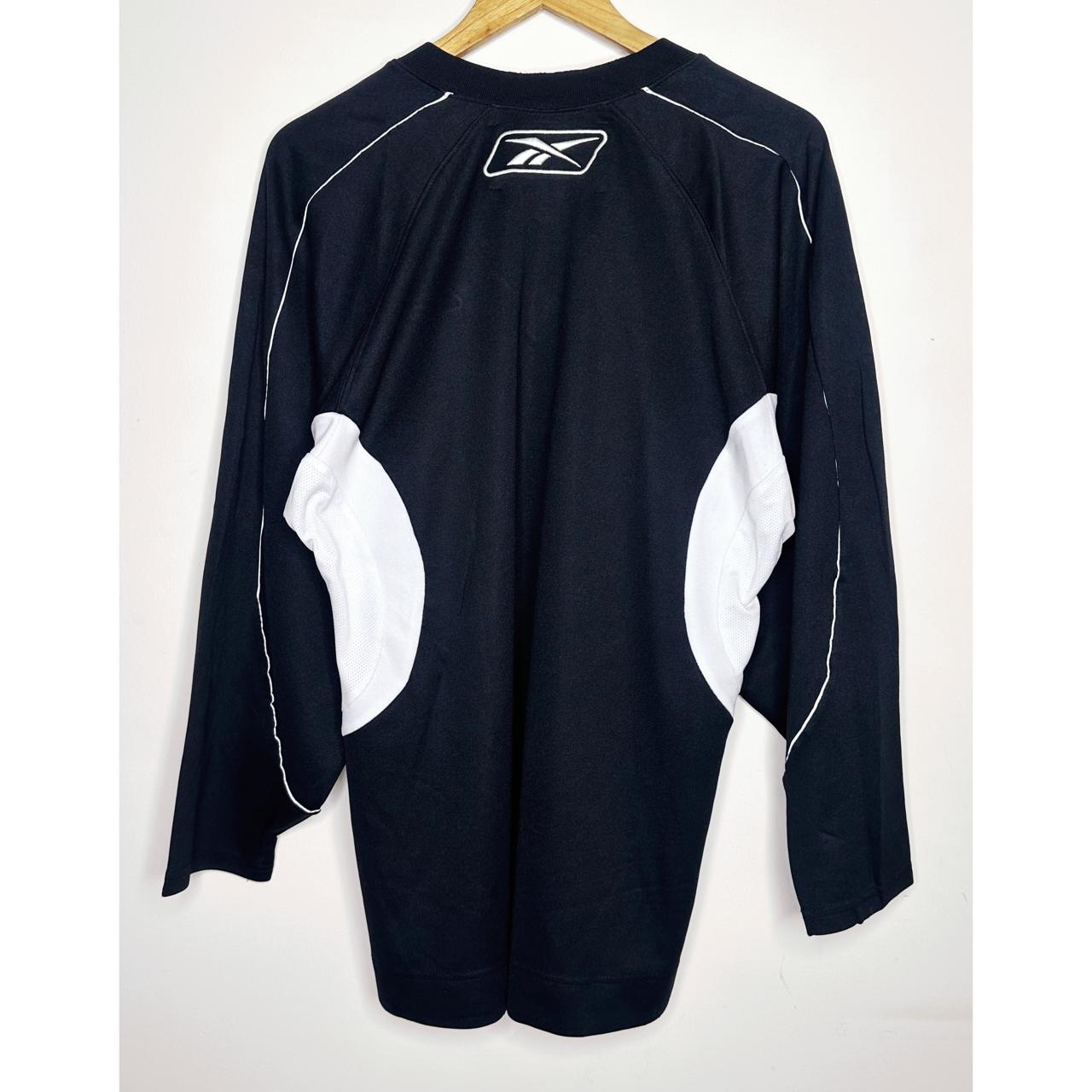 REEBOK BLACK AND WHITE PREMIUM ICE HOCKEY SIZE XL