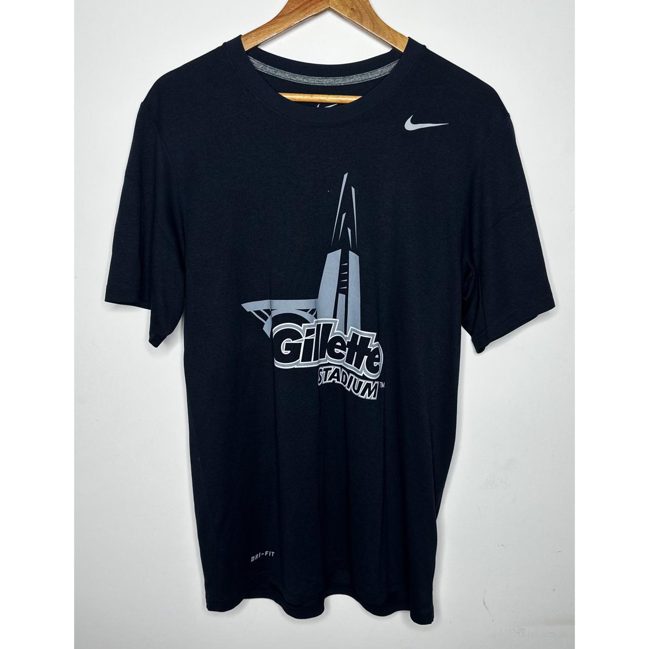 NIKE GILLETTE STADIUM PREMIUM DRI-FIT TEE SIZE M