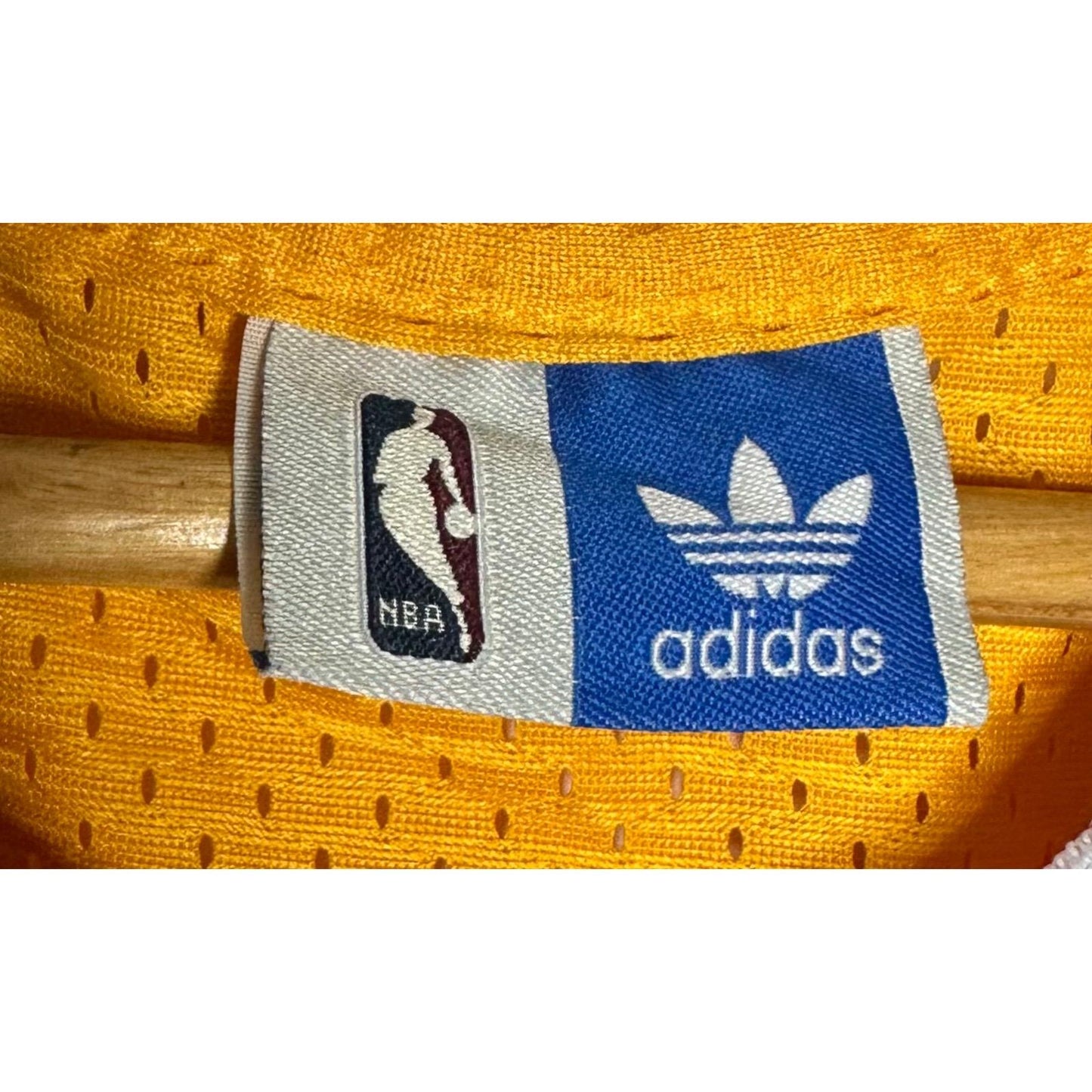ADIDAS HARDWOOD CLASSICS LAKERS BRYANT NO 24 BASKETBALL JERSEY