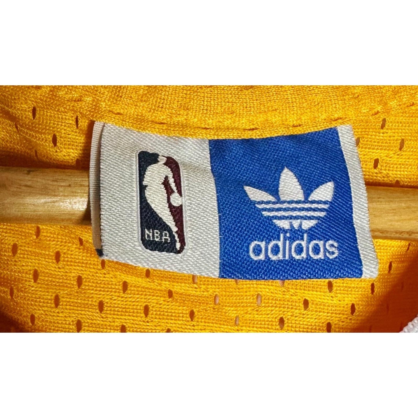 ADIDAS HARDWOOD CLASSICS LAKERS BRYANT NO 24 BASKETBALL JERSEY
