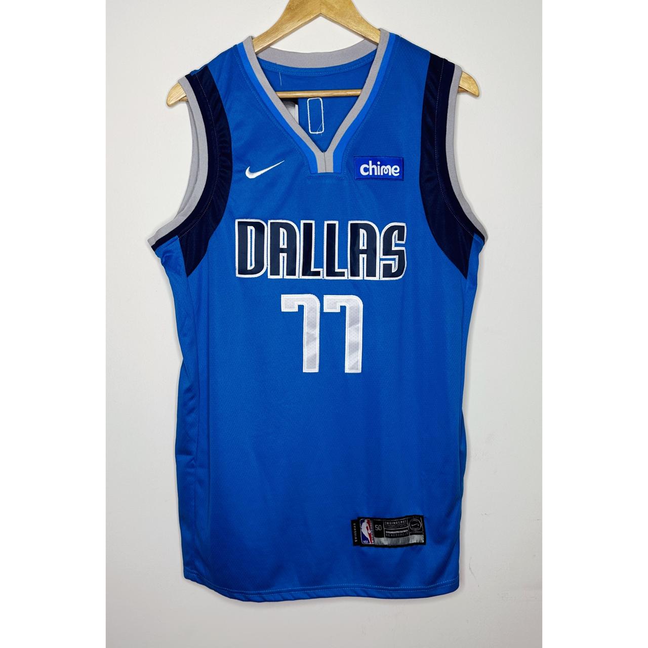 NIKE CHIME DALLAS DONCIC NO 77 BASKETBALL JERSEY SIZE L