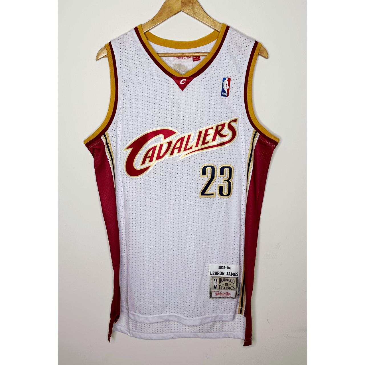 LEBRON JAMES CAVALIERS NO 23 BASKETBALL JERSEY SIZE L