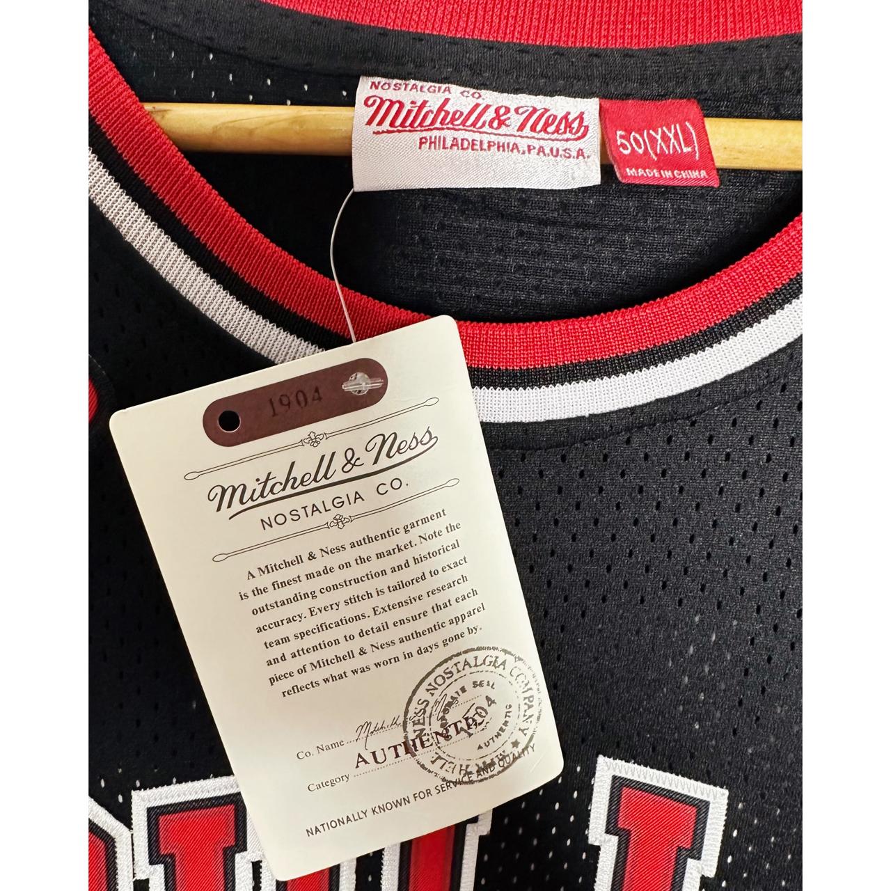 MICHAEL JORDAN NBA FINALS BULLS NO 23 BASKETBALL JERSEY SIZE 2XL