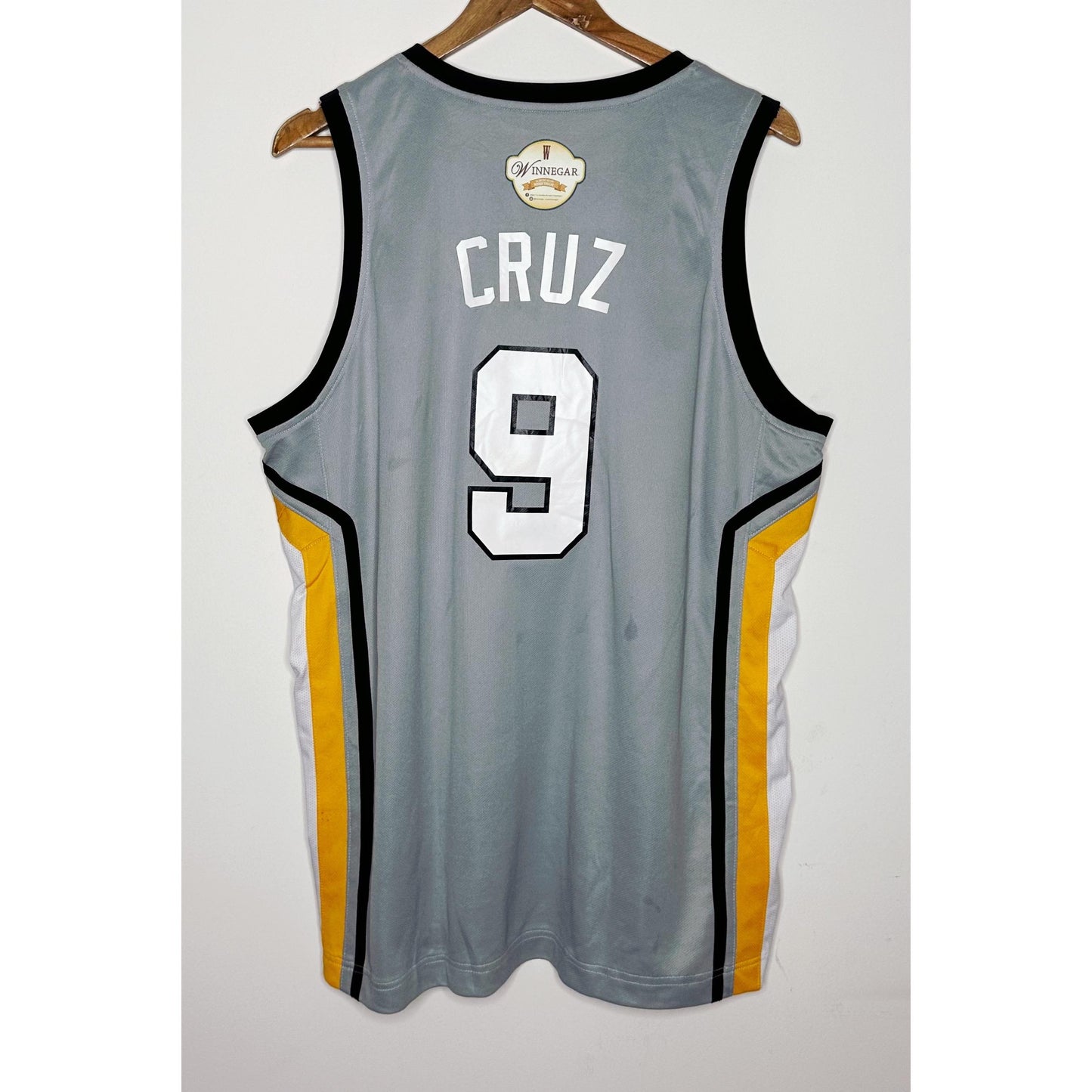 NIKE HACIENDEROS NO 9 BASKETBALL JERSEY SIZE XL