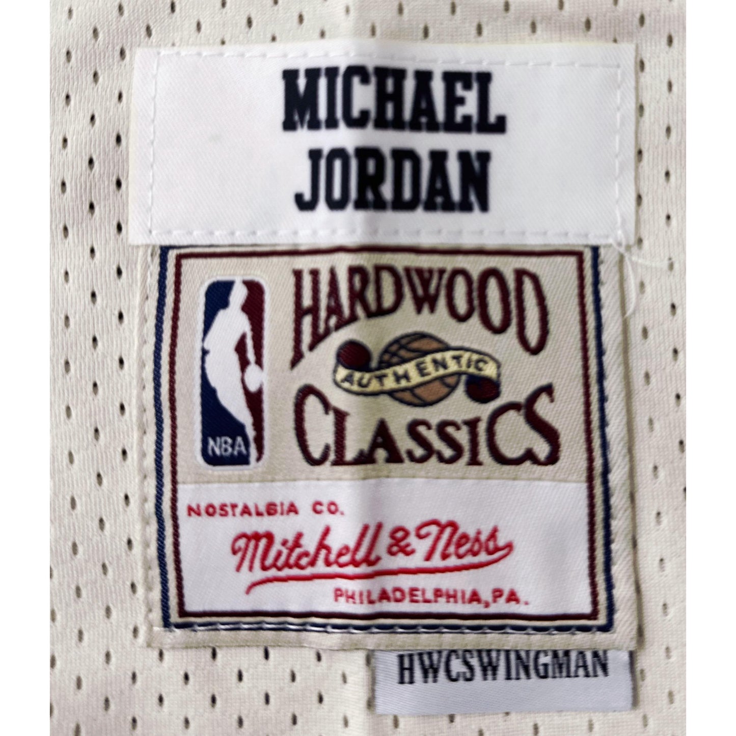 MICHAEL JORDAN NO 23 BASKETBALL JERSEY SIZE