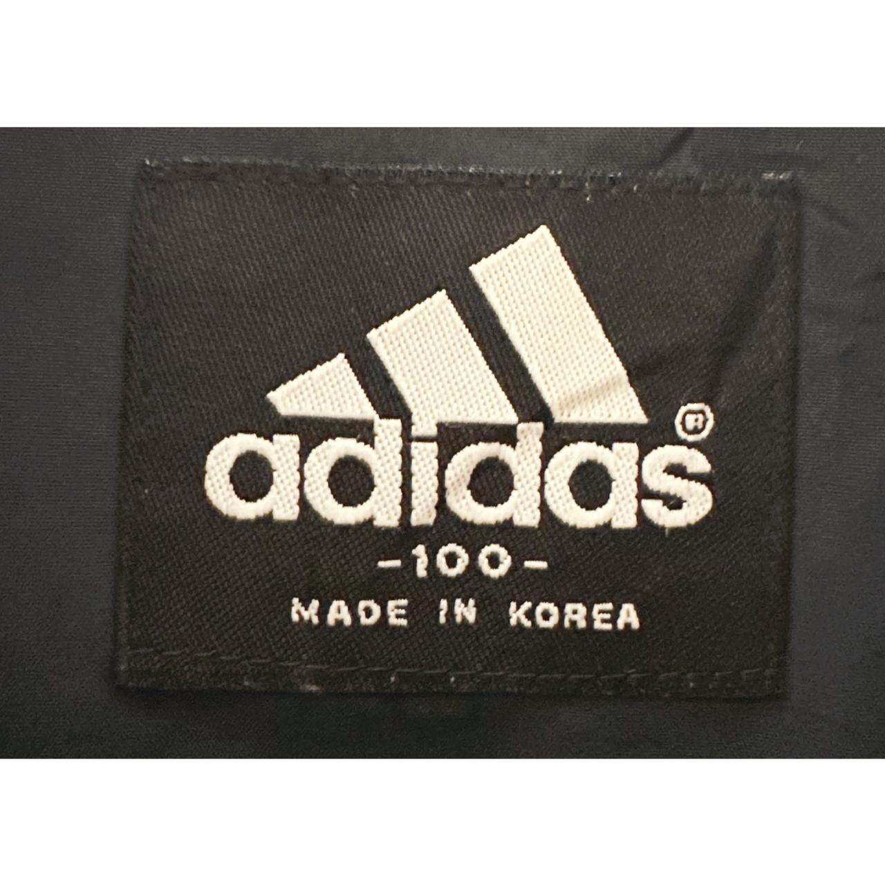 ADIDAS WINDBREAKER JACKET – LIGHTWEIGHT & WEATHER-RESISTANT SIZE XL-