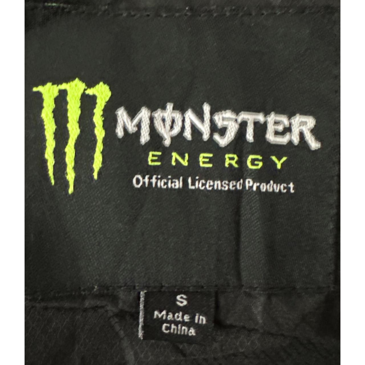 MONSTER LIGHTWEIGHT WINDBREAKER – BREATHABLE, WATER-RESISTANT JACKET FOR ACTIVE OUTDOOR WEAR SIZE L -