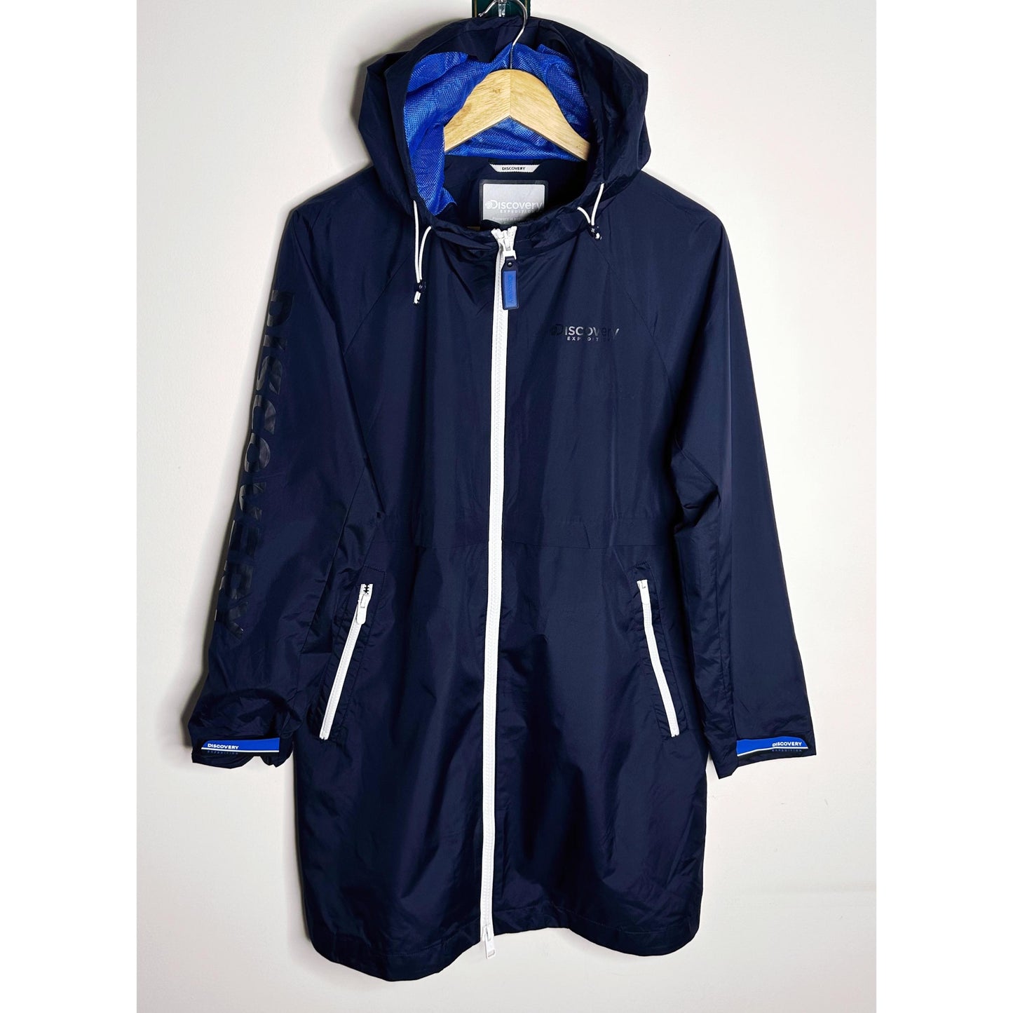 DISCOVERY EXPIDITION LIGHTWEIGHT WINDBREAKER – BREATHABLE, WATER-RESISTANT JACKET FOR ACTIVE OUTDOOR WEAR SIZE L
