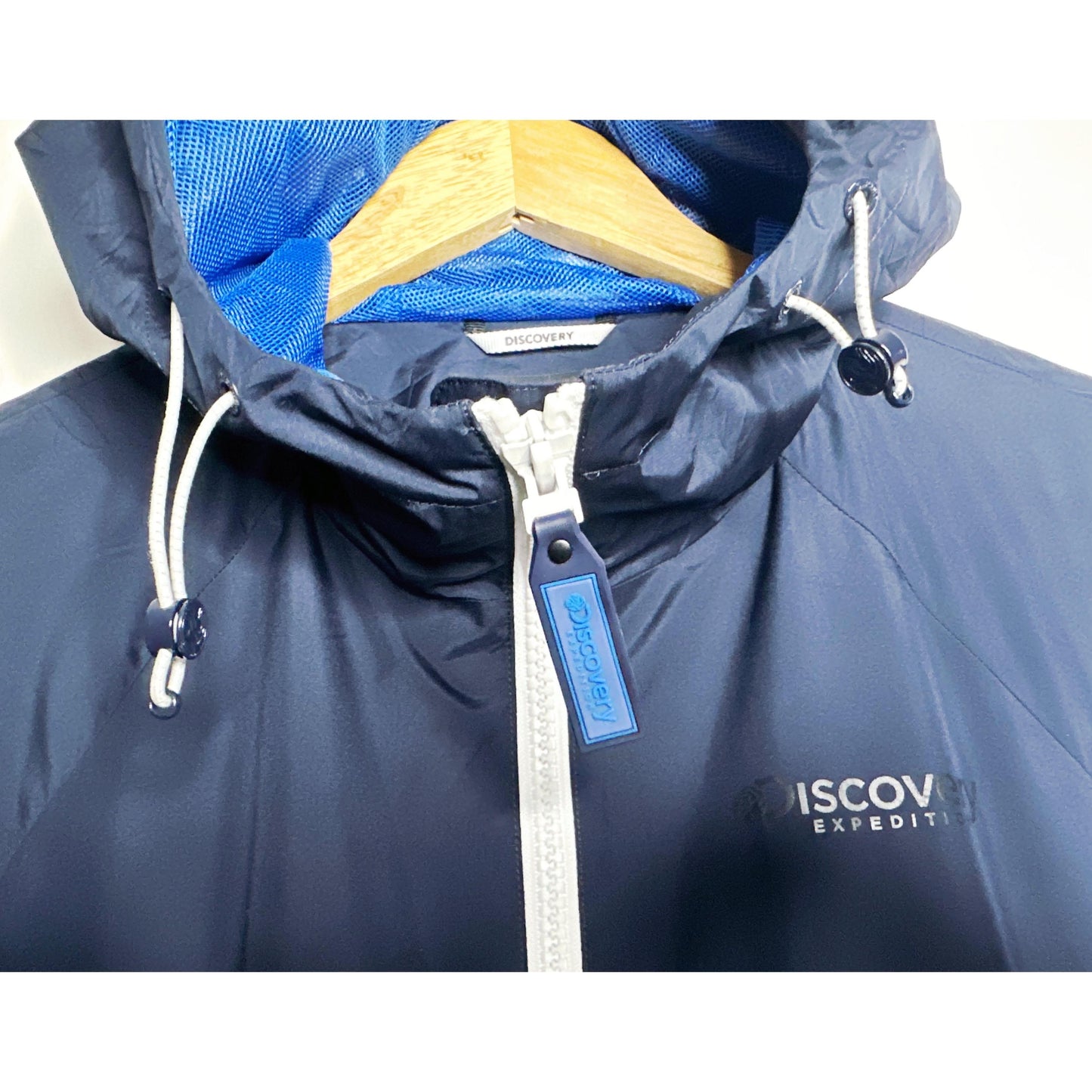 DISCOVERY EXPIDITION LIGHTWEIGHT WINDBREAKER – BREATHABLE, WATER-RESISTANT JACKET FOR ACTIVE OUTDOOR WEAR SIZE L