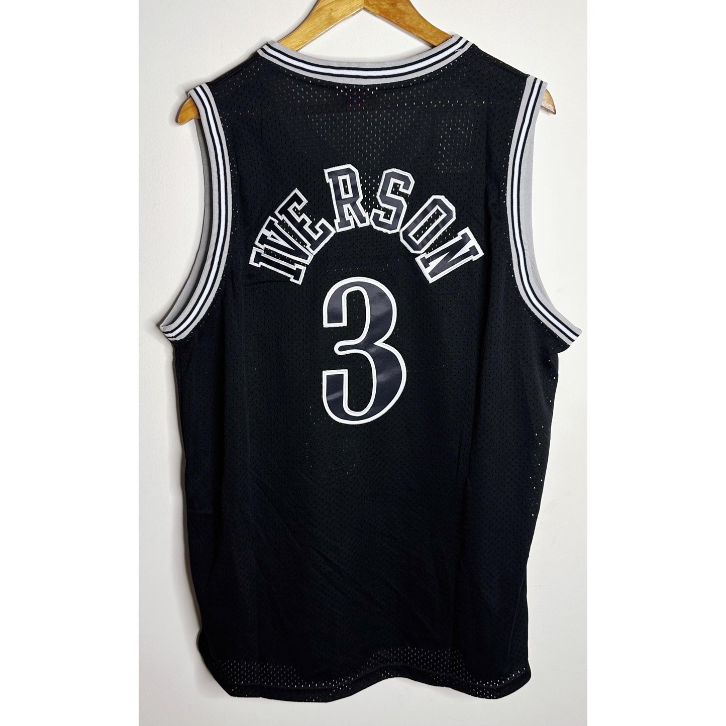 MITCHELL & NESS SIXERS IVE RSON NO 3 BLACK WHITE PREMIUM BASKETBALL JERSEY