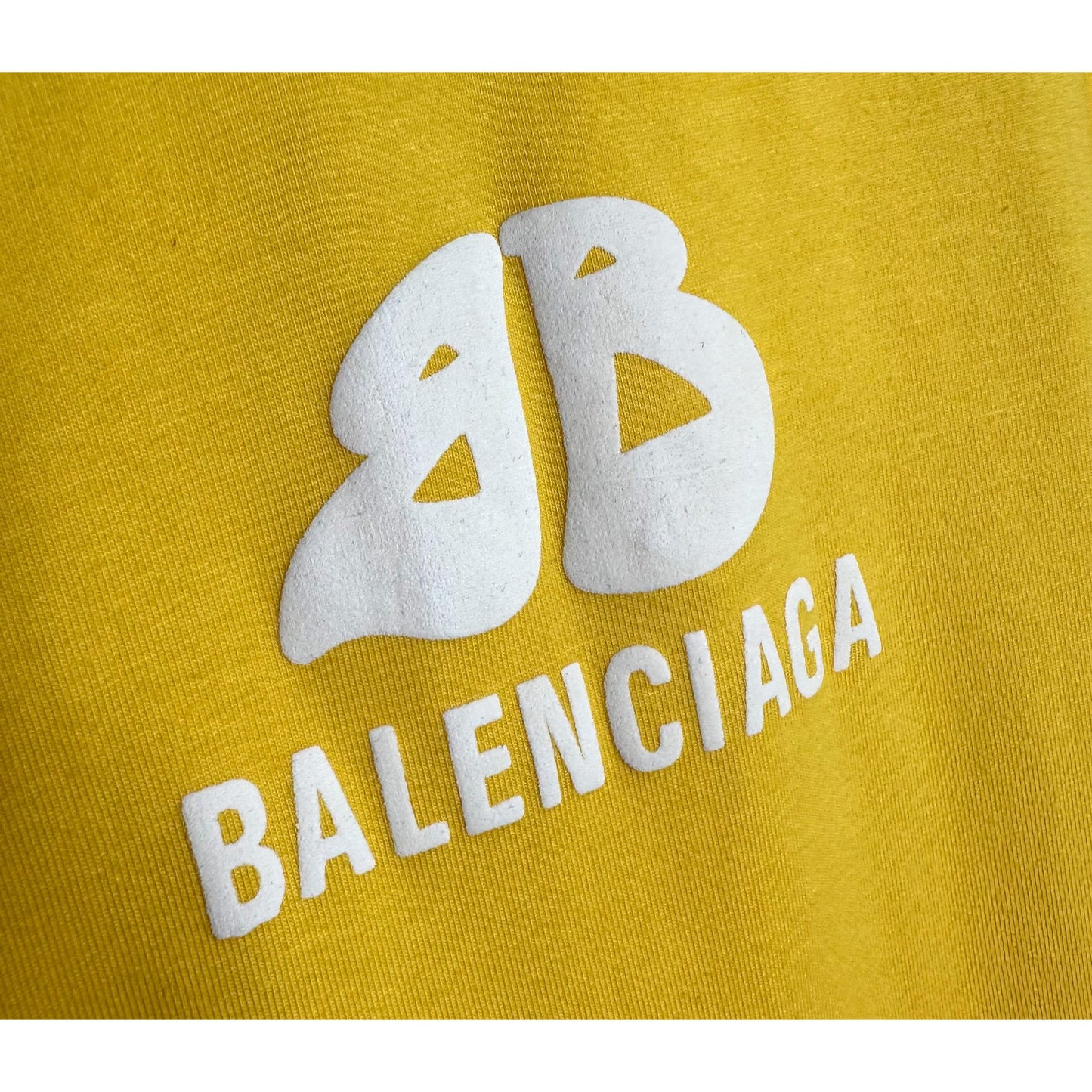 BALENCIAGA MEN’S PREMIUM COTTON T-SHIRT – YELLOW MULTICOLOR PRINT | OVERSIZED STREETWEAR STYLE | CASUAL & LUXURY FASHION TEE