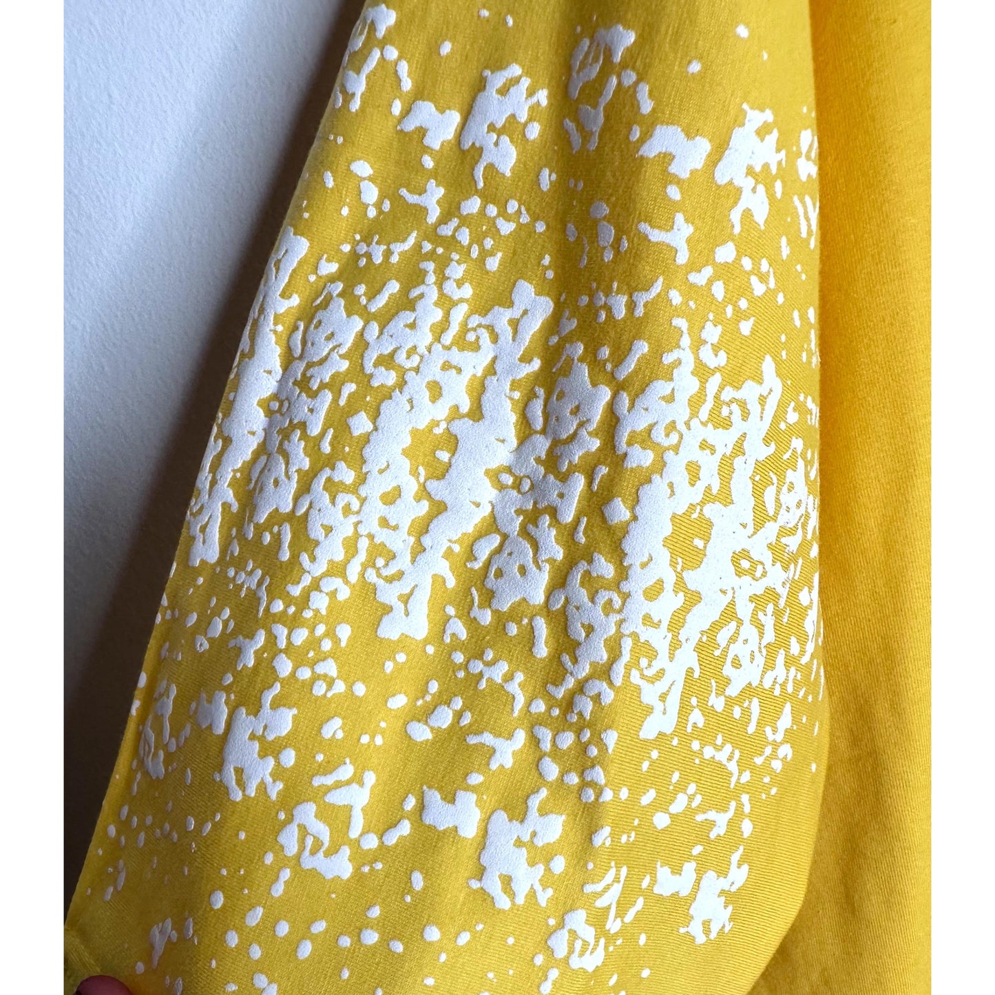 BALENCIAGA MEN’S PREMIUM COTTON T-SHIRT – YELLOW MULTICOLOR PRINT | OVERSIZED STREETWEAR STYLE | CASUAL & LUXURY FASHION TEE