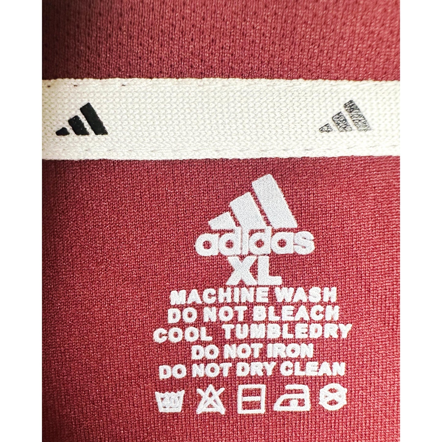 ADIDAS PREMIUM MAROON ATHLETIC TEE – ELITE PERFORMANCE EDITION WITH SIGNATURE WHITE TRIM DETAILING