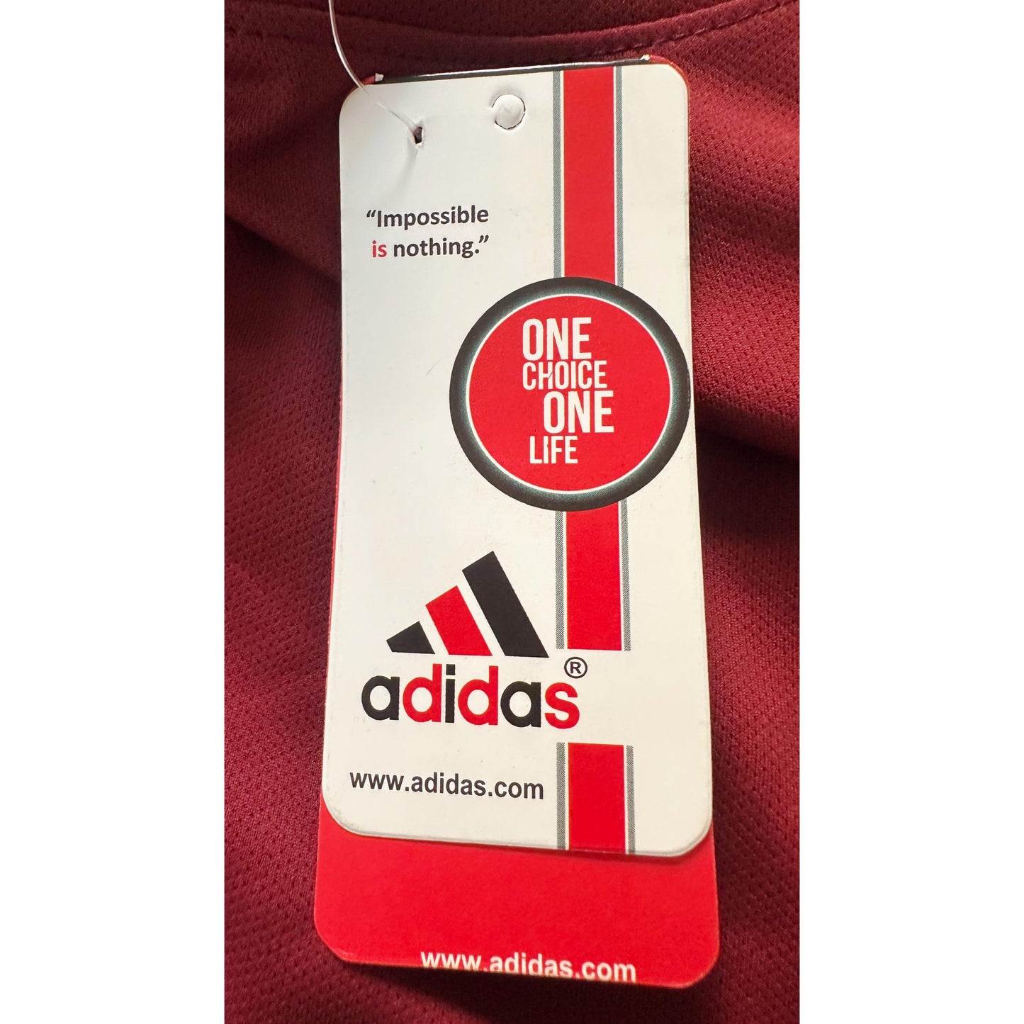 ADIDAS PREMIUM MAROON ATHLETIC TEE – ELITE PERFORMANCE EDITION WITH SIGNATURE WHITE TRIM DETAILING