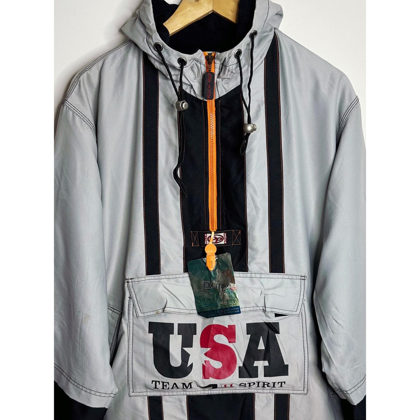 USA TEAM HERITAGE WINDBREAKER | PREMIUM RETRO ANORAK | SILVER-BLACK PERFORMANCE EDITION