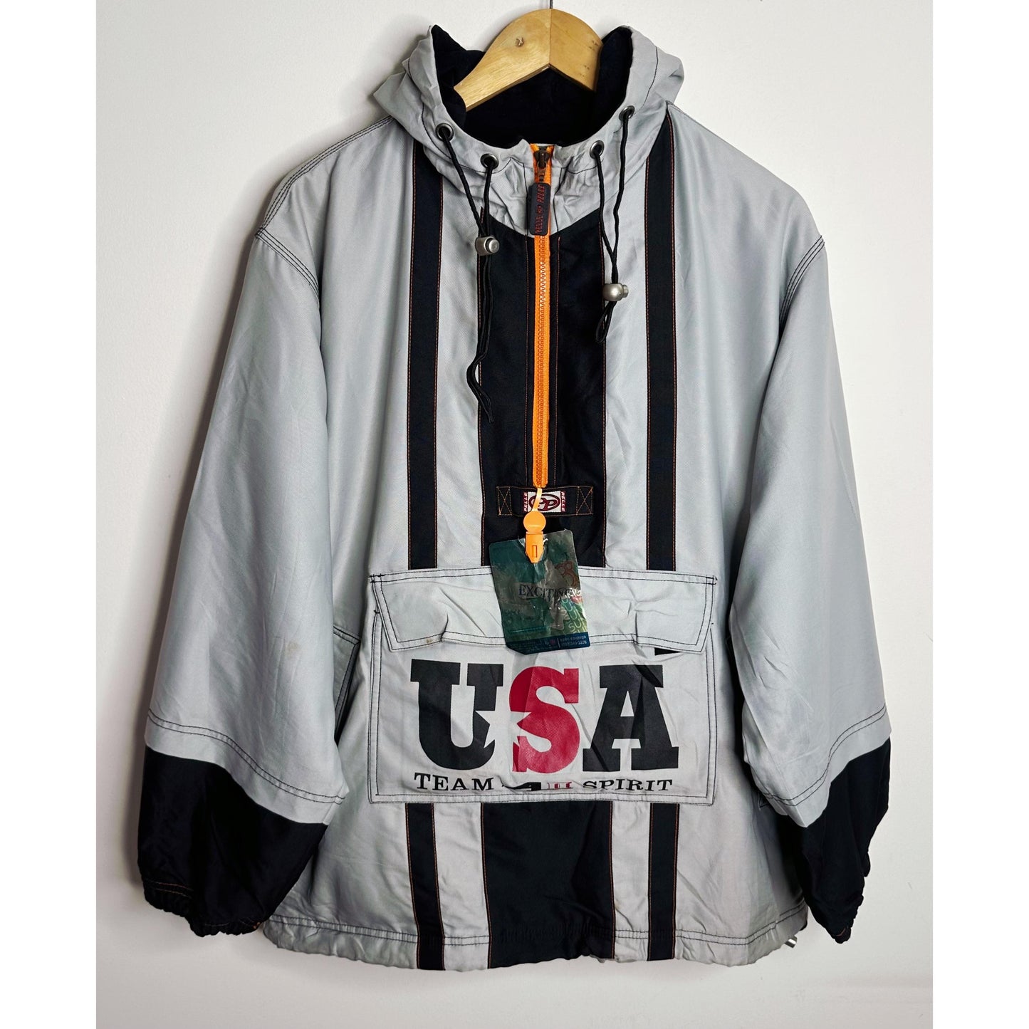 USA TEAM HERITAGE WINDBREAKER | PREMIUM RETRO ANORAK | SILVER-BLACK PERFORMANCE EDITION