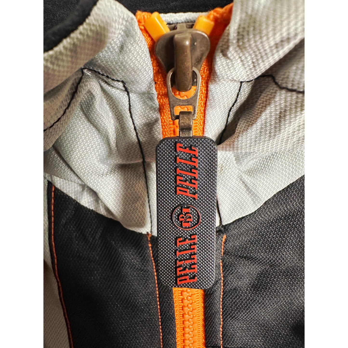 USA TEAM HERITAGE WINDBREAKER | PREMIUM RETRO ANORAK | SILVER-BLACK PERFORMANCE EDITION