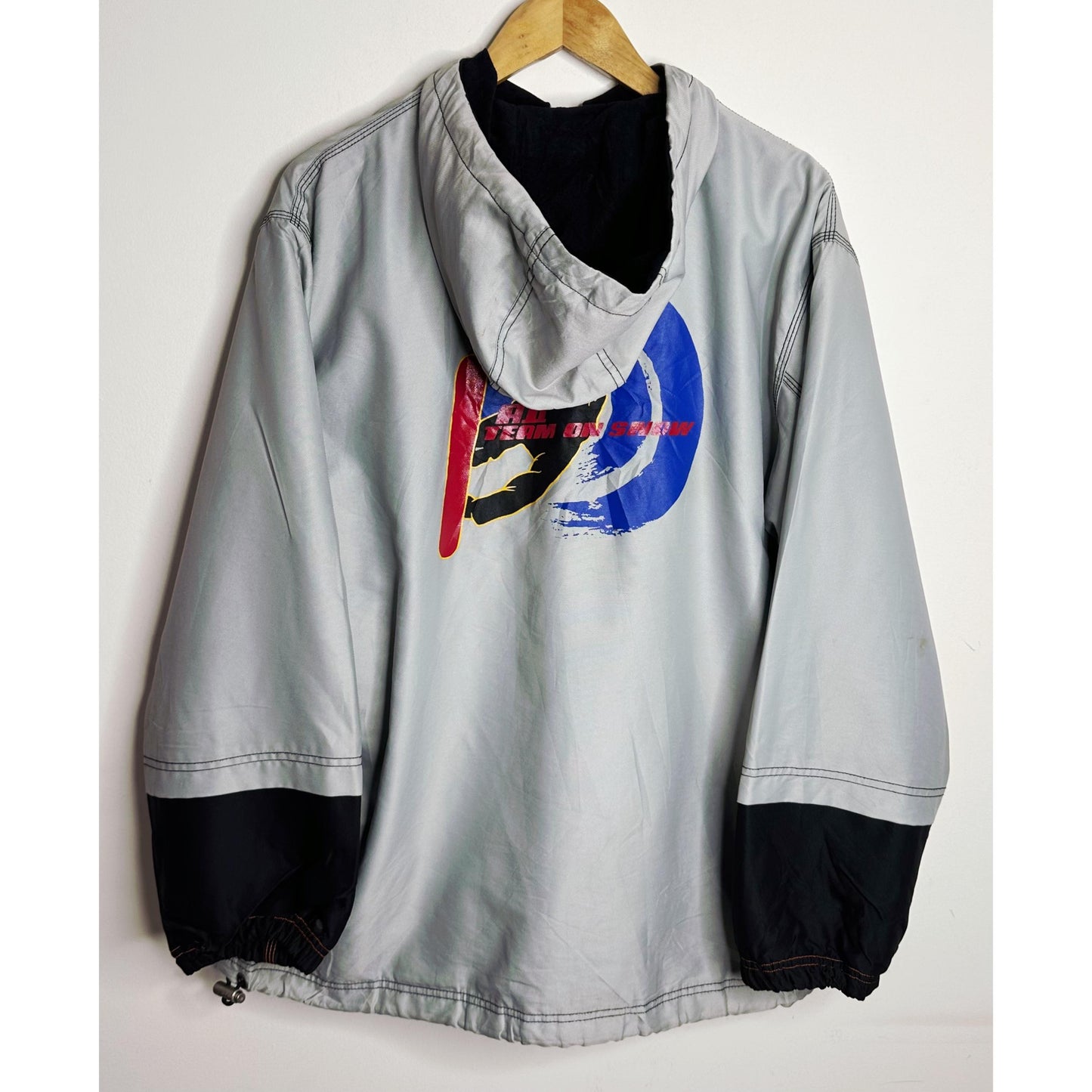 USA TEAM HERITAGE WINDBREAKER | PREMIUM RETRO ANORAK | SILVER-BLACK PERFORMANCE EDITION