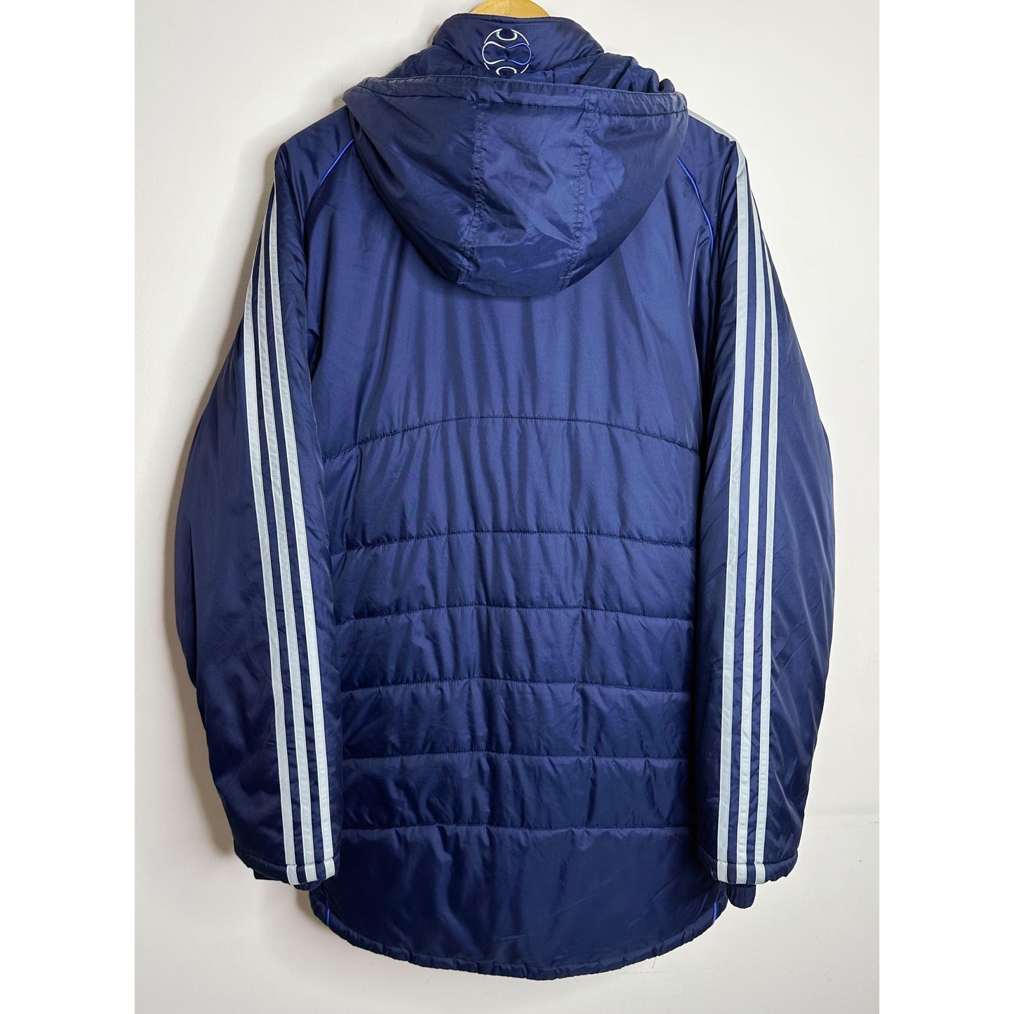 Adidas × Chelsea FC Elite Padded Manager’s Coat – Vintage Samsung Era Premium Jacket