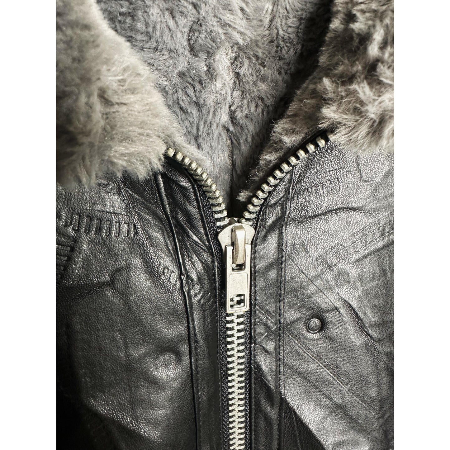 Men’s Premium Black Leather Aviator Jacket with Plush Fur Collar – Luxury Winter Wear with Adjustable Belted Waist