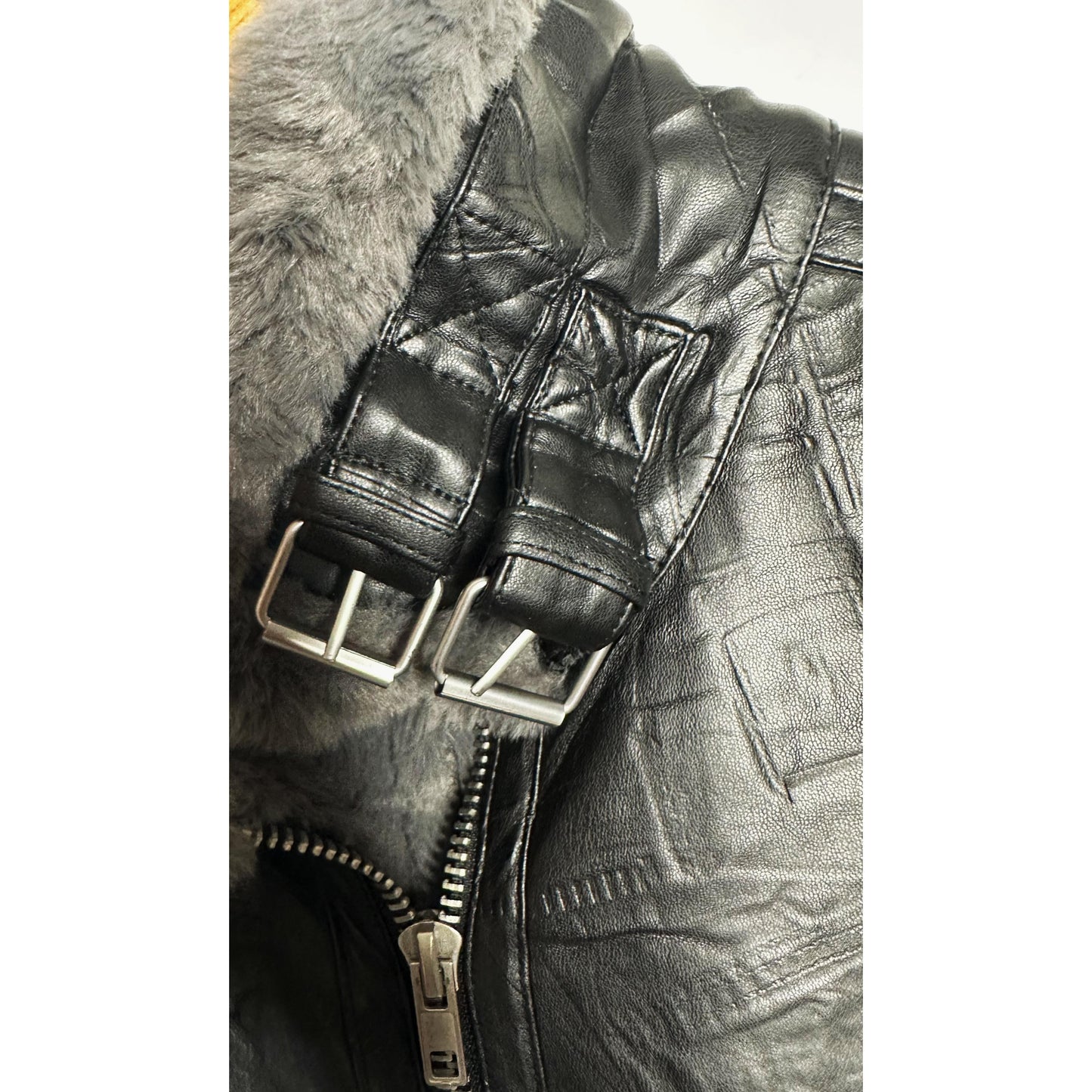 Men’s Premium Black Leather Aviator Jacket with Plush Fur Collar – Luxury Winter Wear with Adjustable Belted Waist