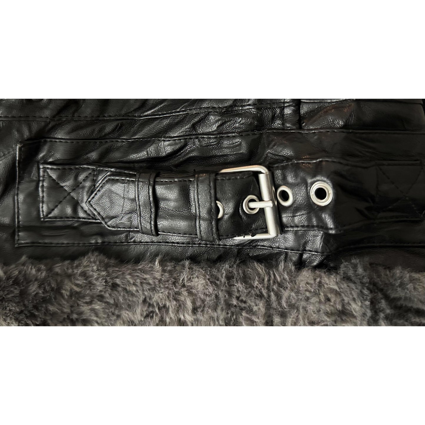 Men’s Premium Black Leather Aviator Jacket with Plush Fur Collar – Luxury Winter Wear with Adjustable Belted Waist