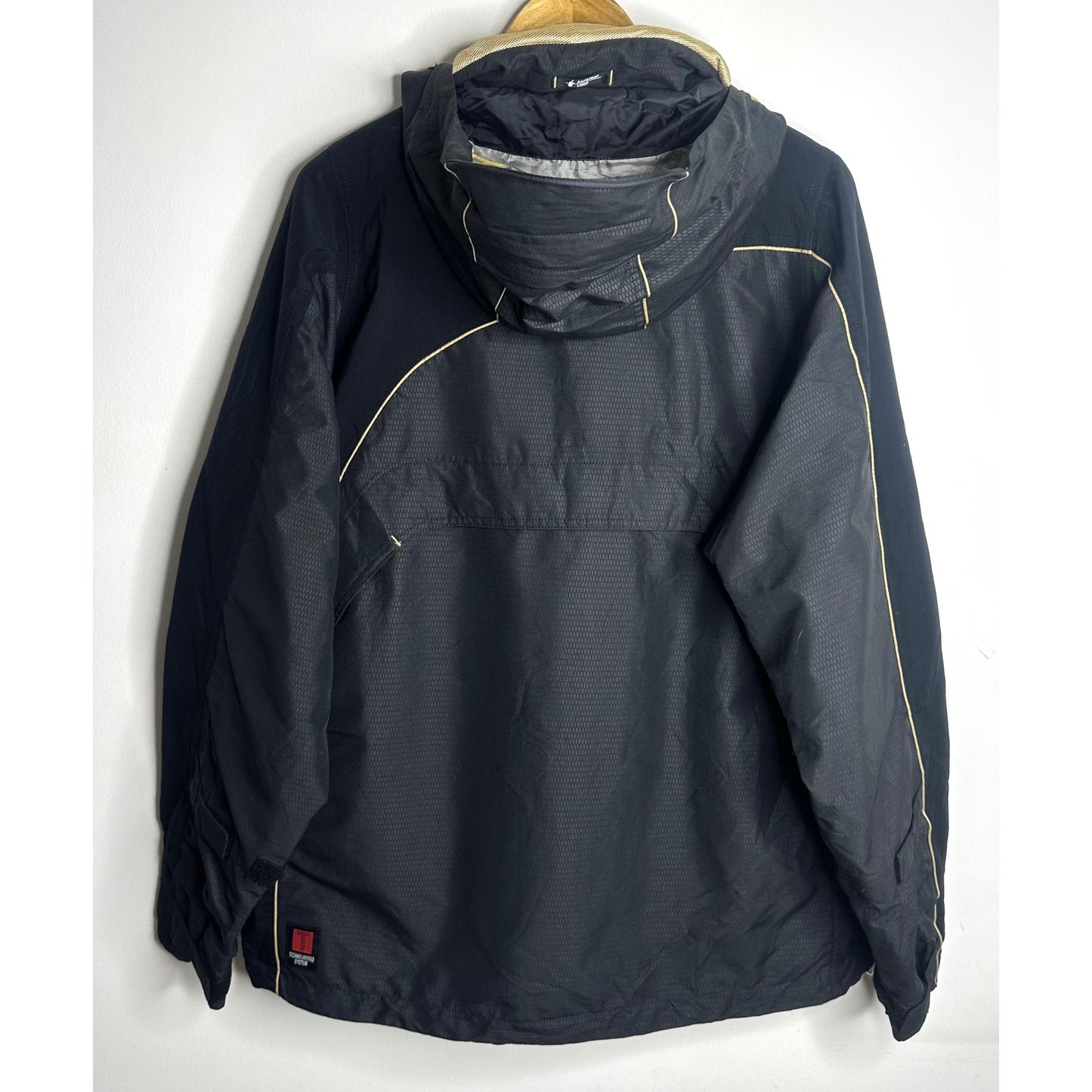 Shimano Nexus Hyper Fishing Gear Gore-Tex Pro Shell Jacket with STRV+6 Thermal System