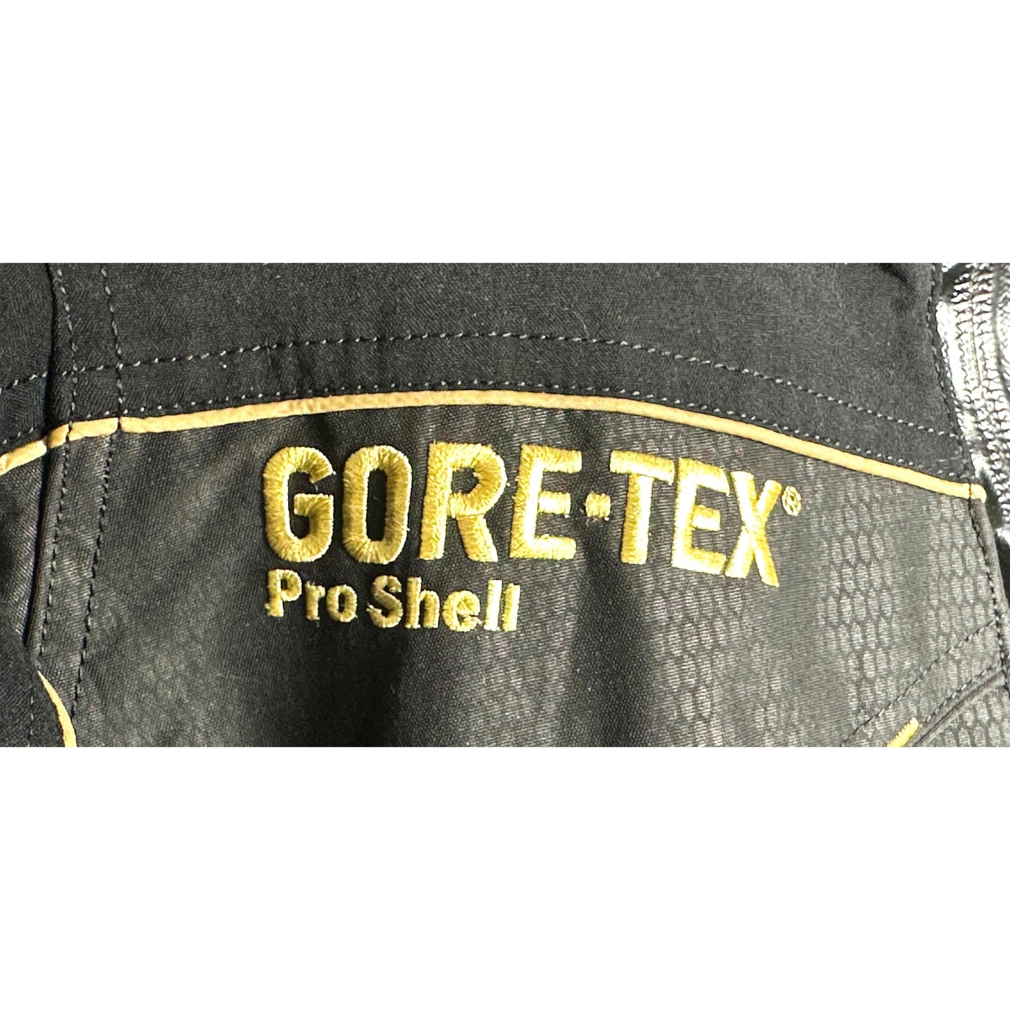 Shimano Nexus Hyper Fishing Gear Gore-Tex Pro Shell Jacket with STRV+6 Thermal System