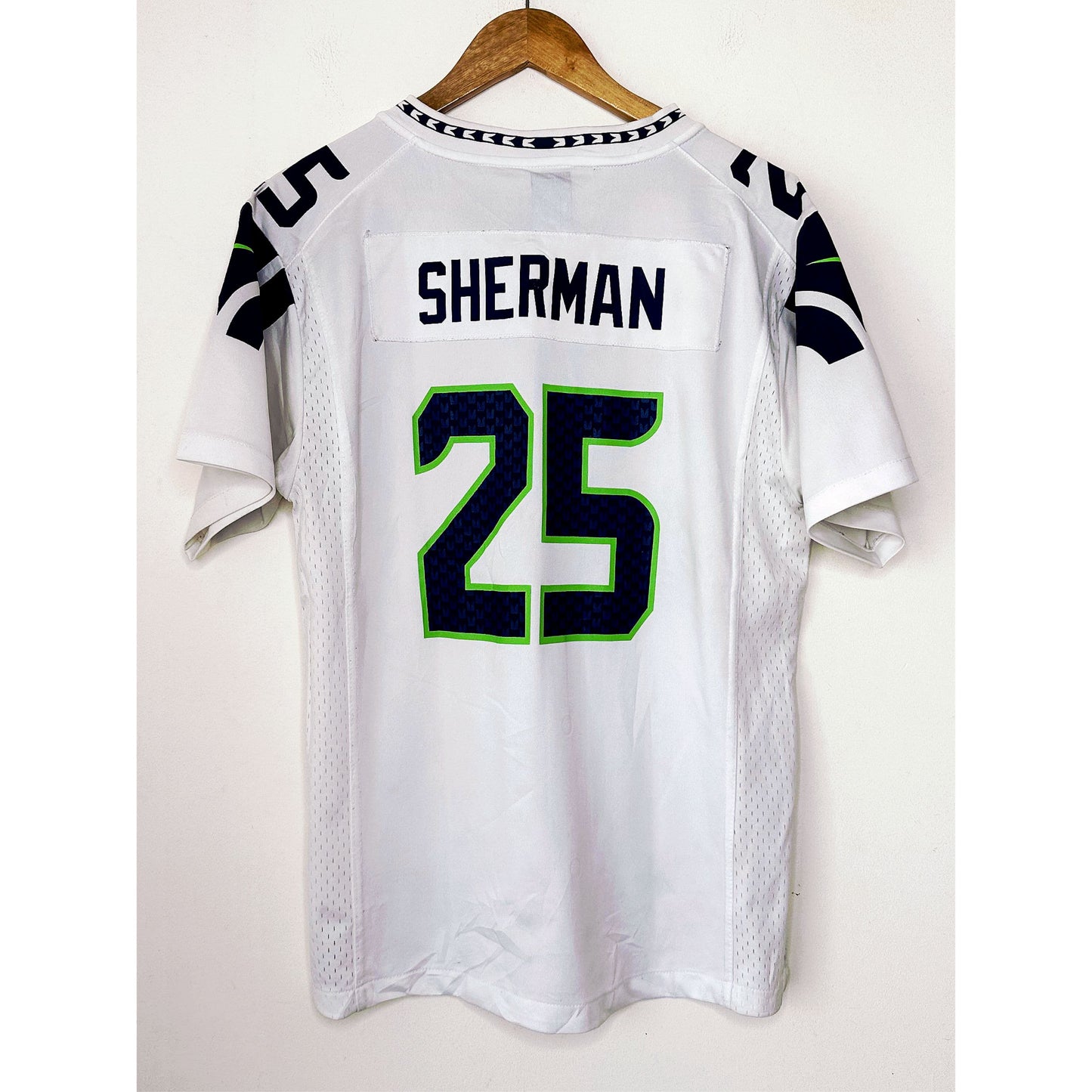 NFL NO 25 SIZE-L NFL JERSEYS